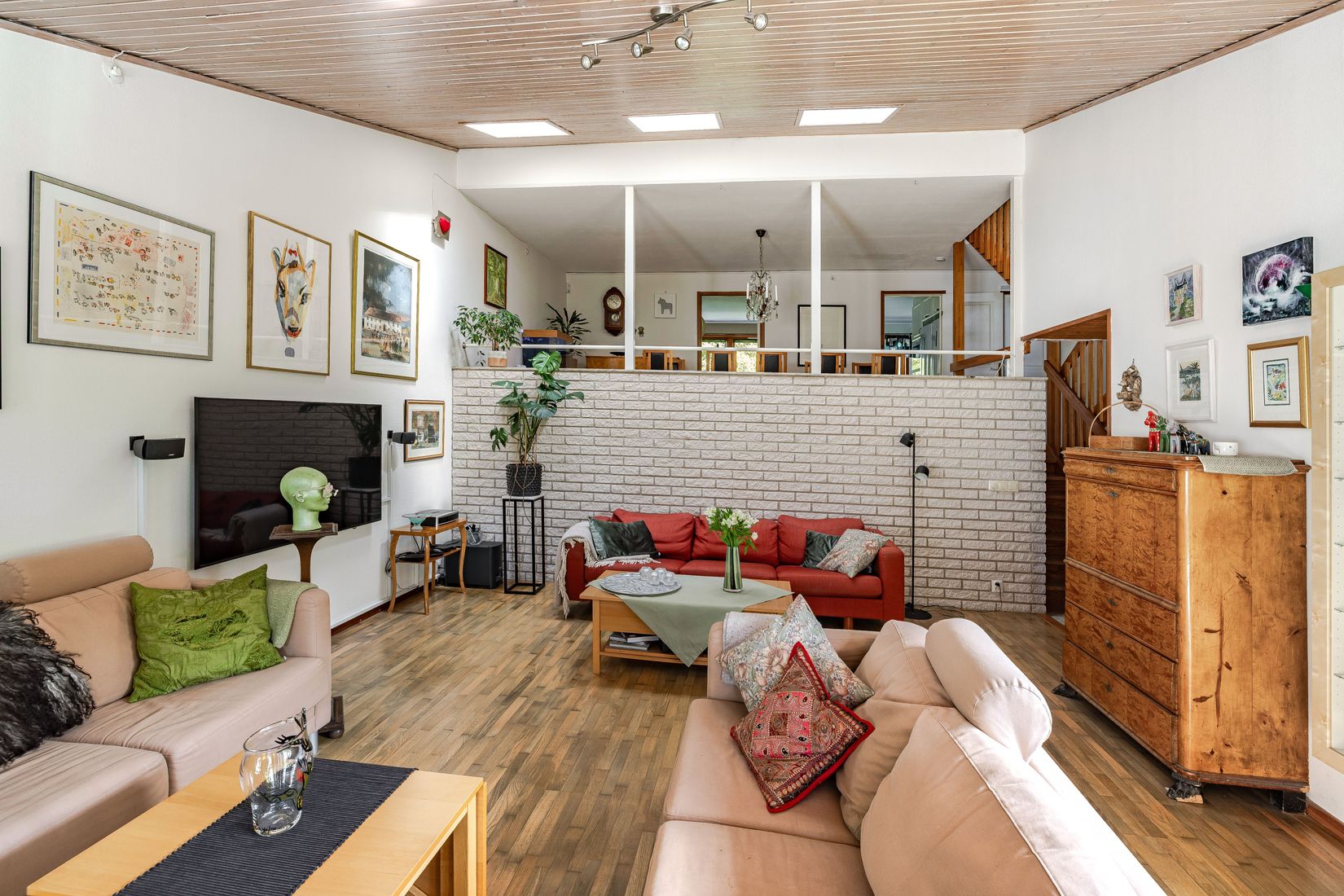 Villa, Kungsvägen 27, Lasarettsområdet, Eskilstuna