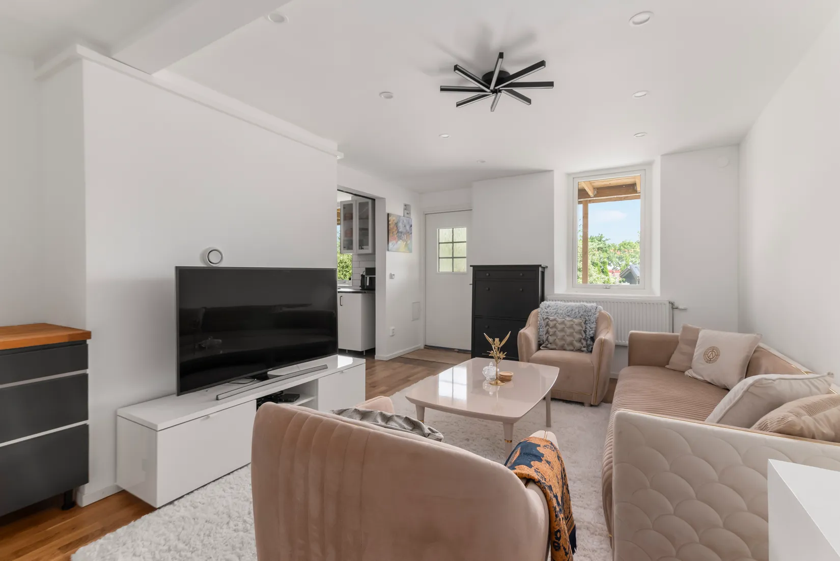 Villa, Sandviksvägen 93, Hässelby Södra Villastad, Stockholm