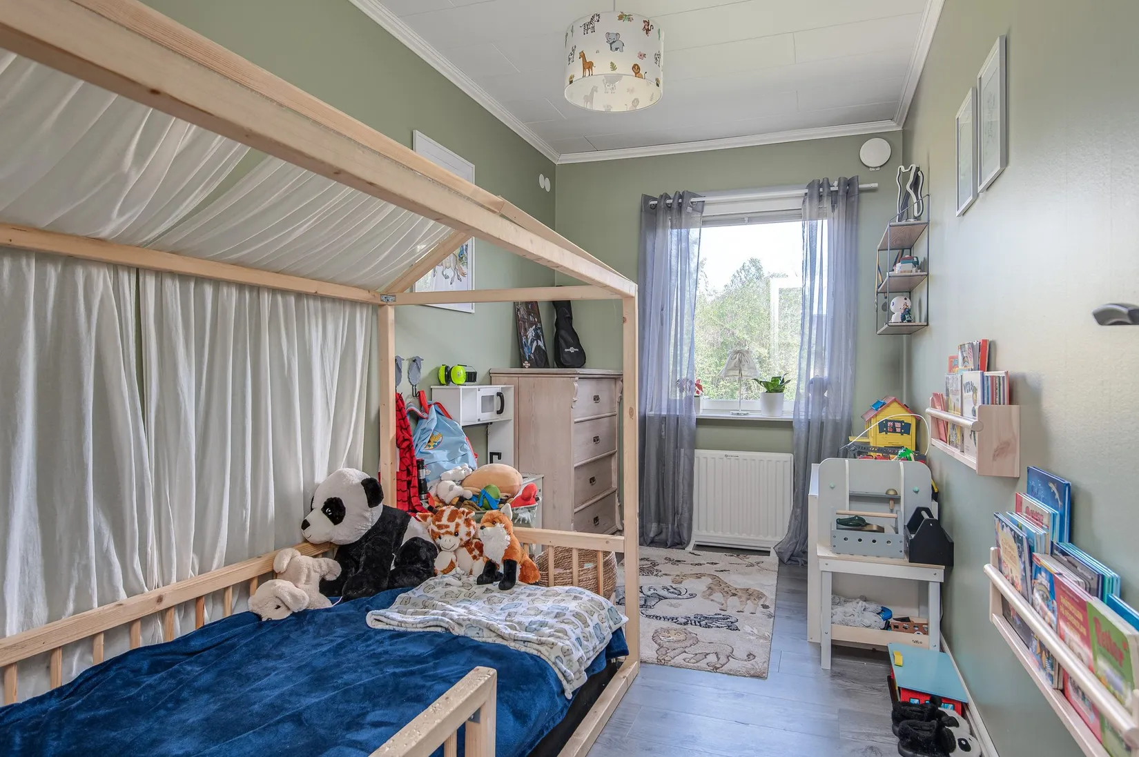 Radhus, Mellangrindsvägen 38D, Finspång