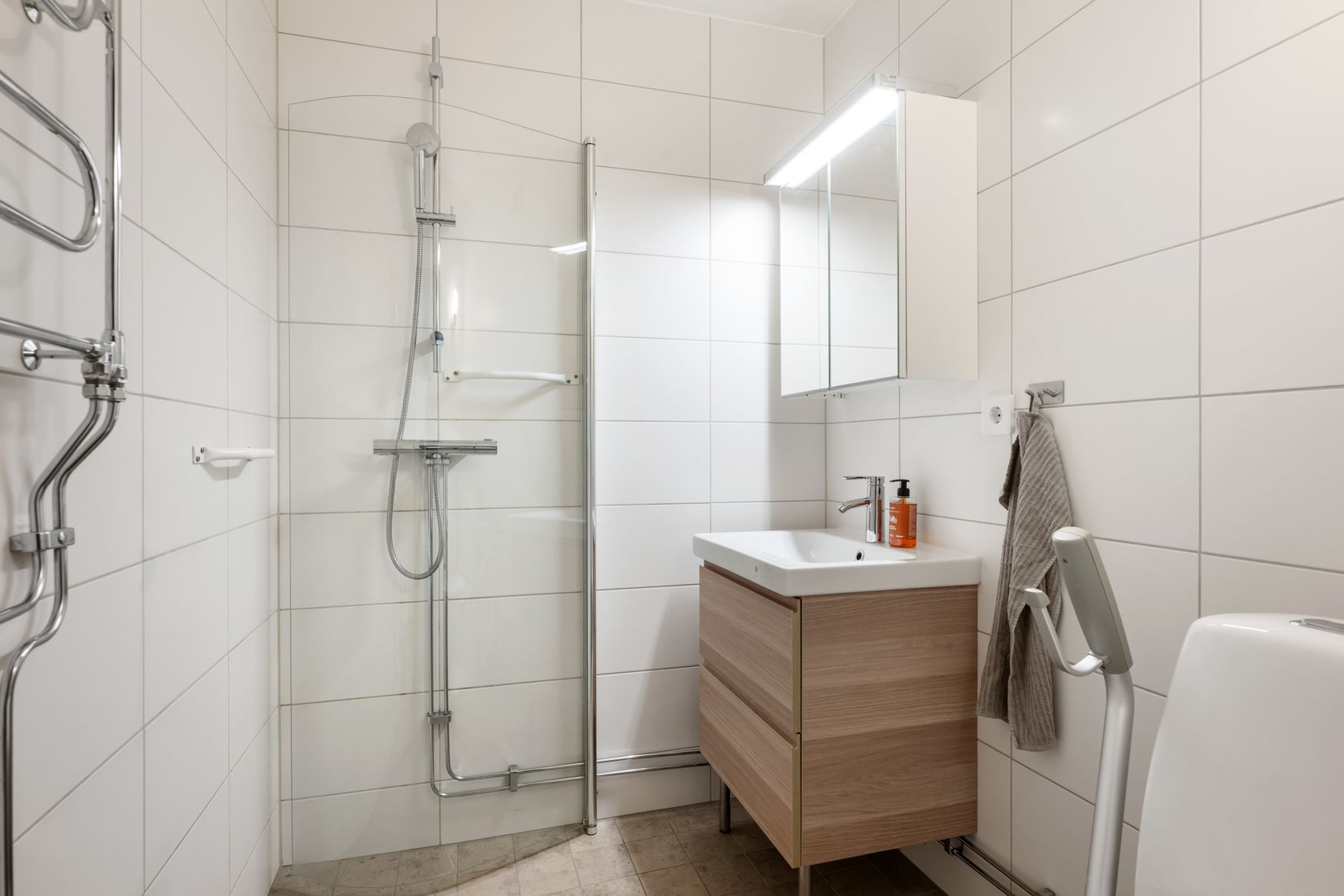 Bostadsrätt, Kometvägen 3, Grindtorp, Täby