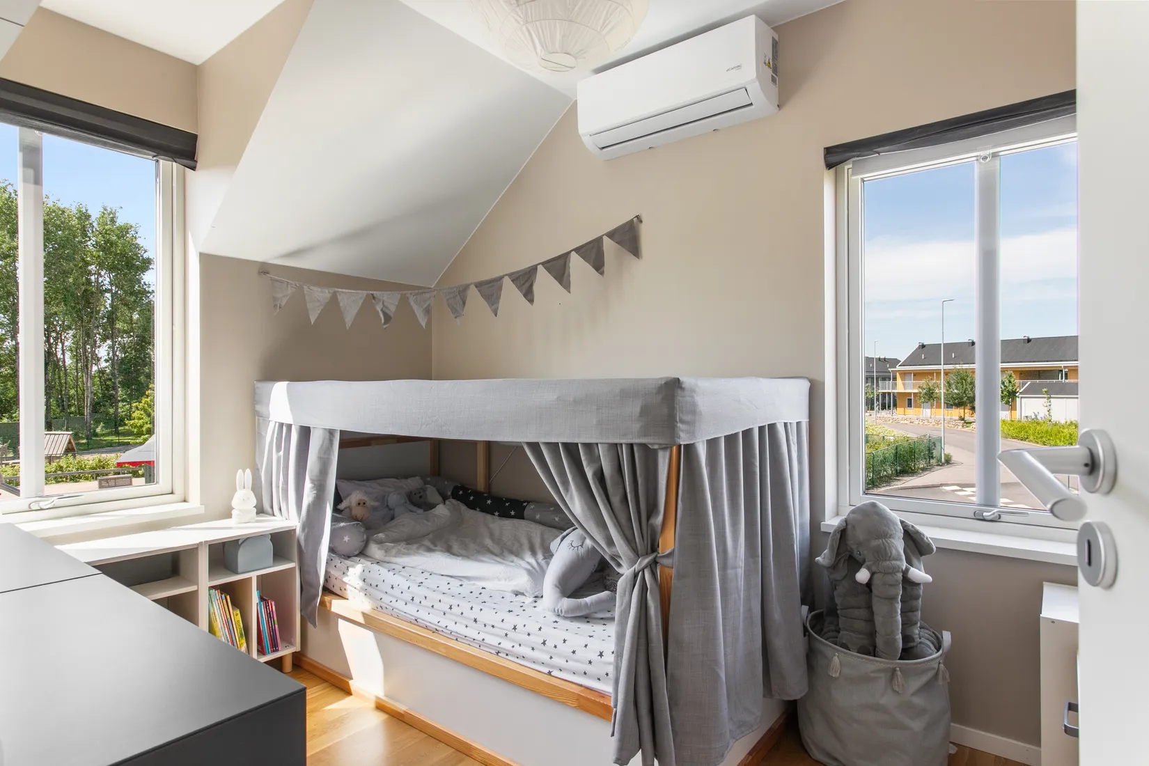 Villa, Radhus, Lalatoftsvägen 1, Tvååker, Varberg