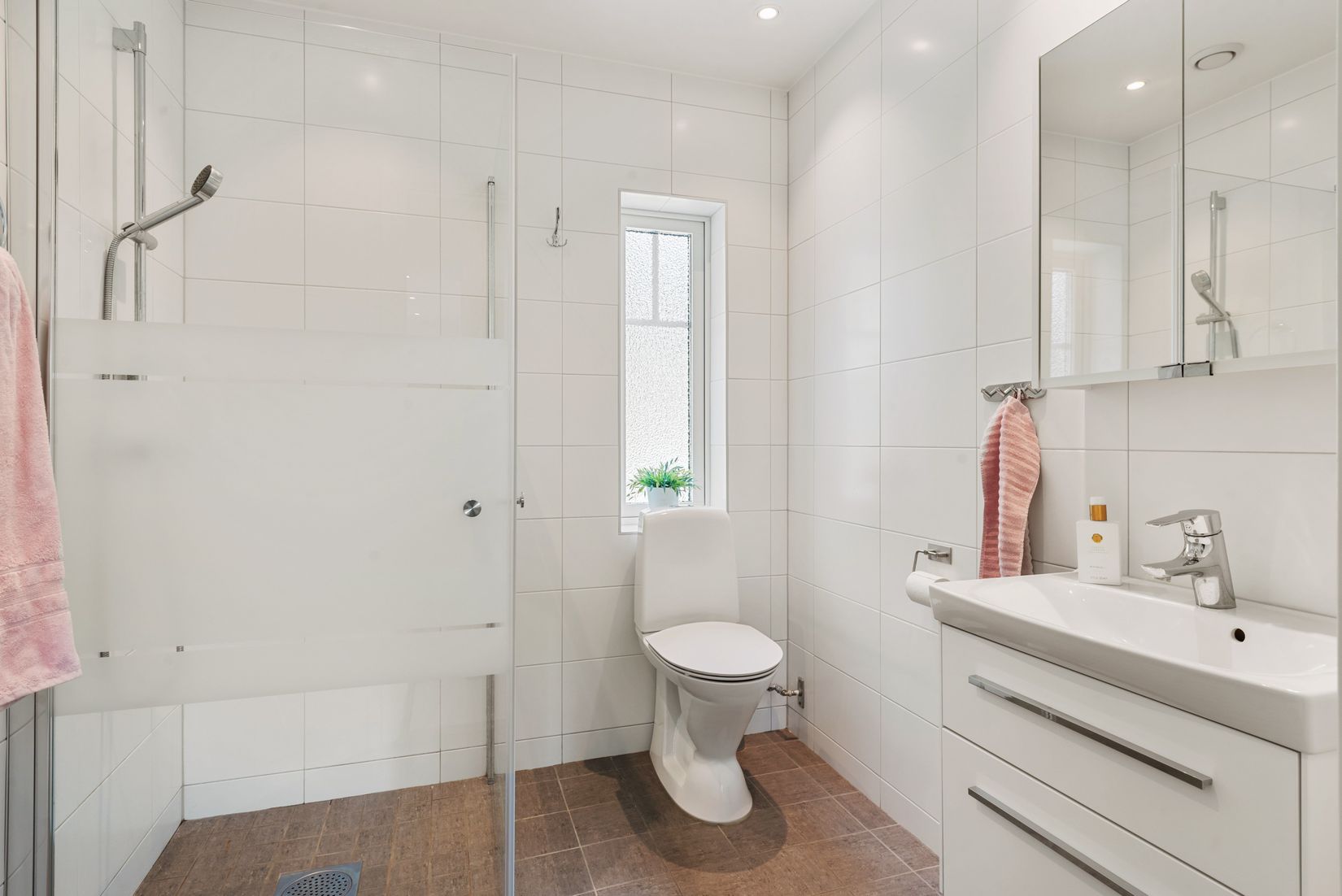 Villa, Brinkvägen 16, Väddö - Älmsta, Norrtälje