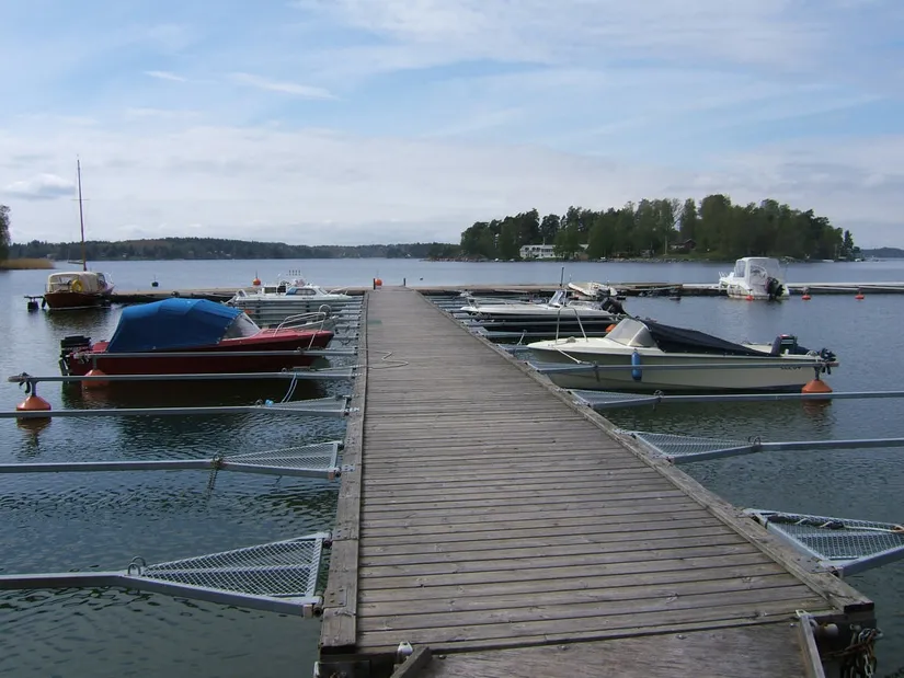 Tomt, Strålvägen 3, Torsby, Värmdö