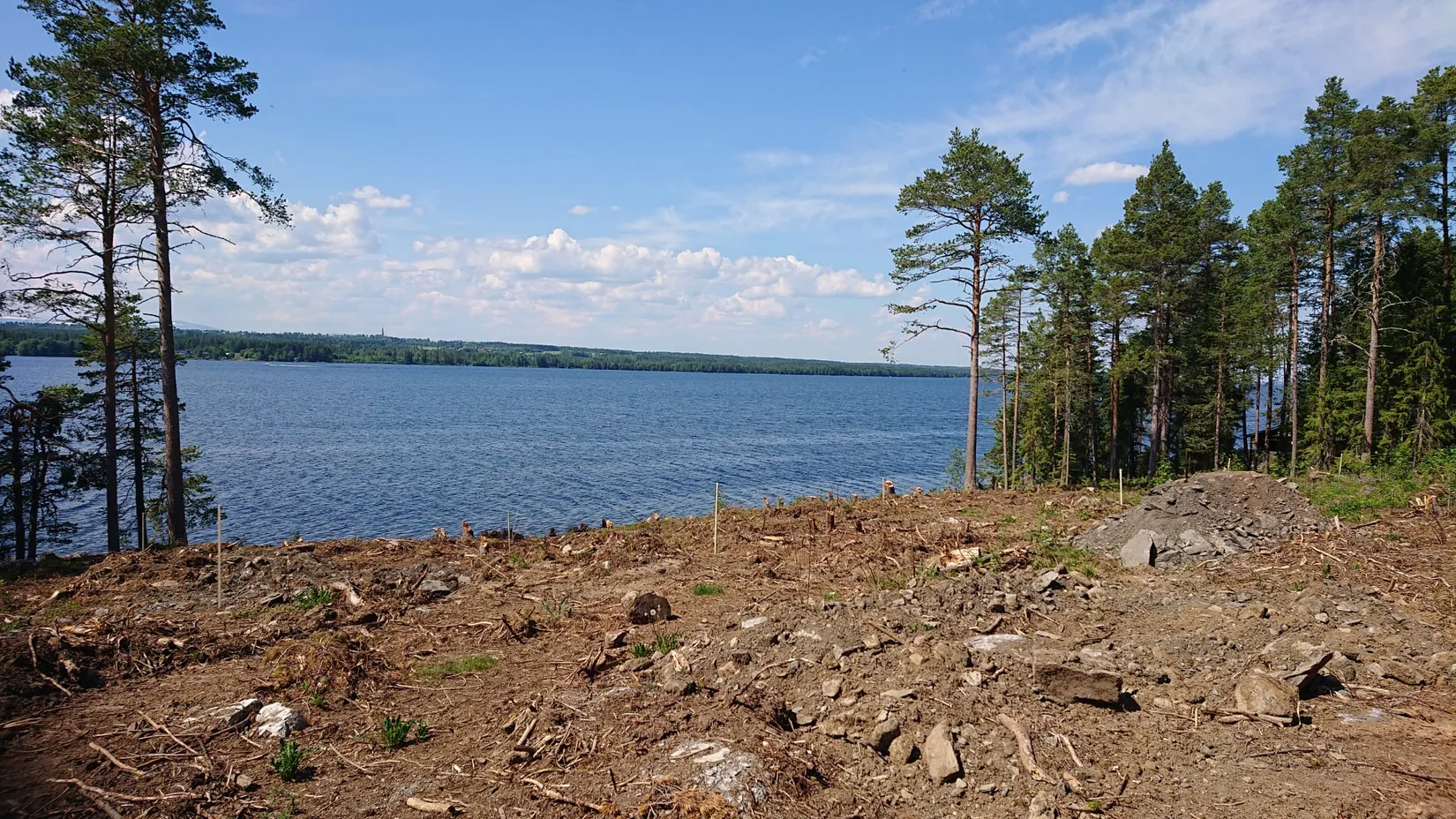 Tomt, Kårgärde 438, Hackås, Berg