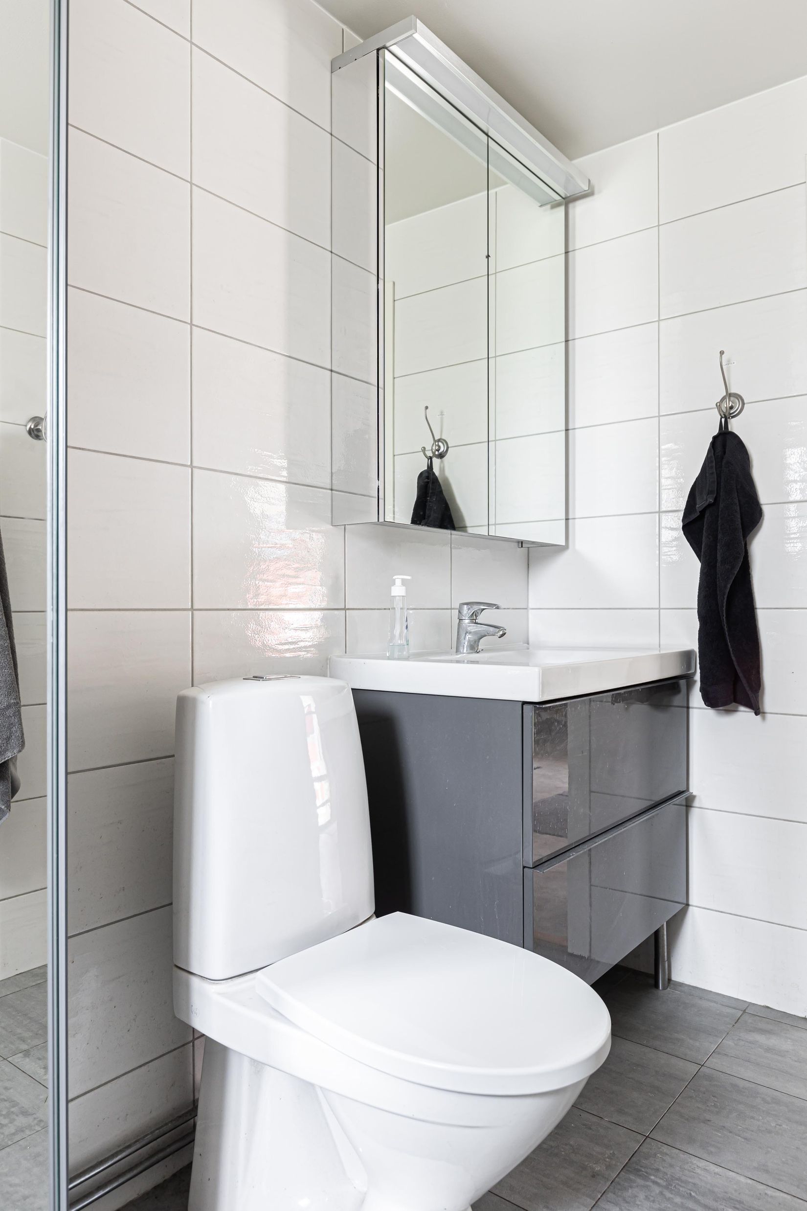 Villa, Nedersta 6, Västerås