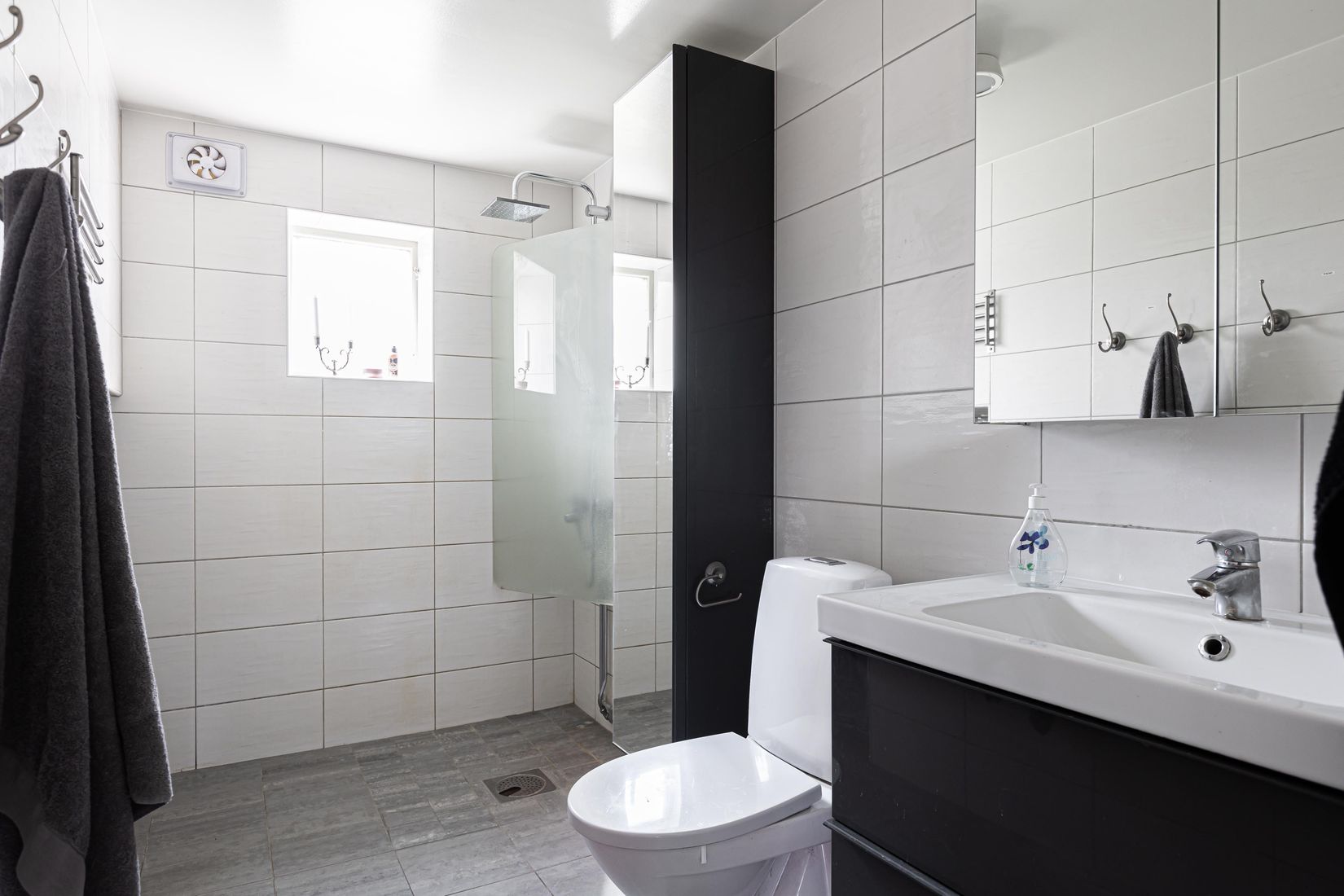 Villa, Nedersta 6, Västerås