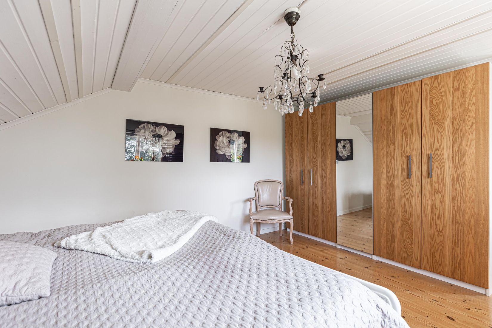 Villa, Nedersta 6, Västerås