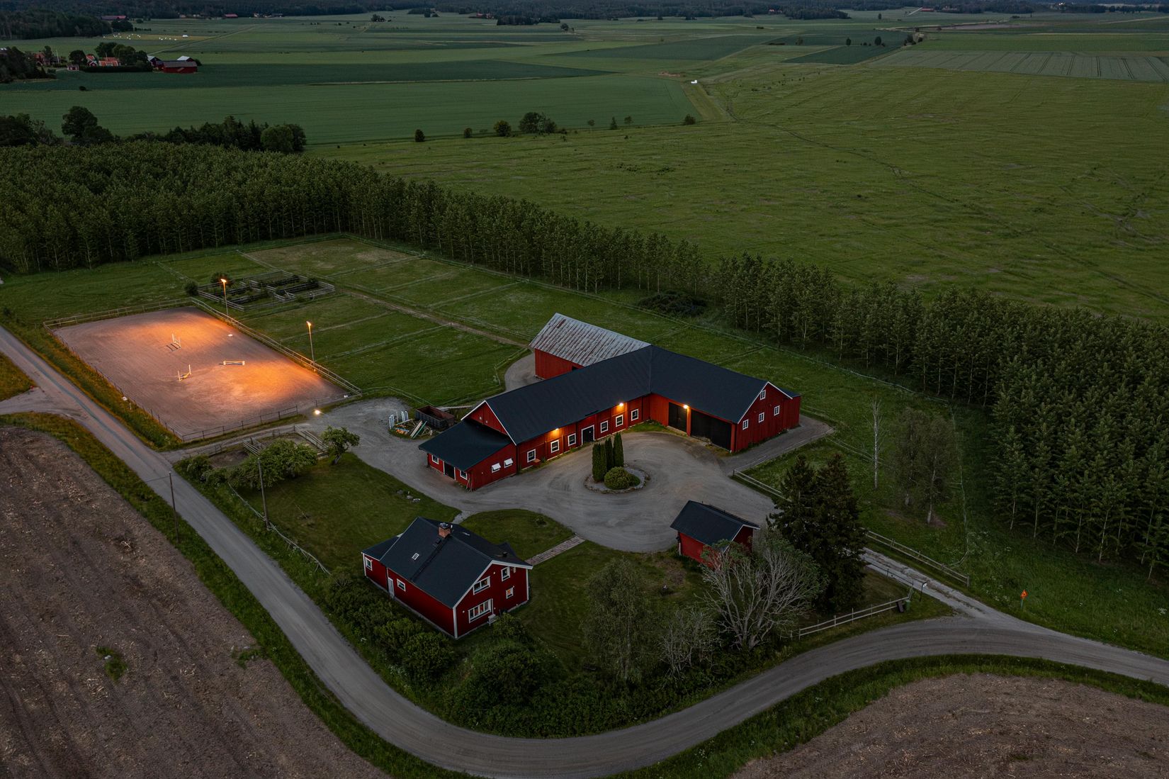 Villa, Nedersta 6, Västerås