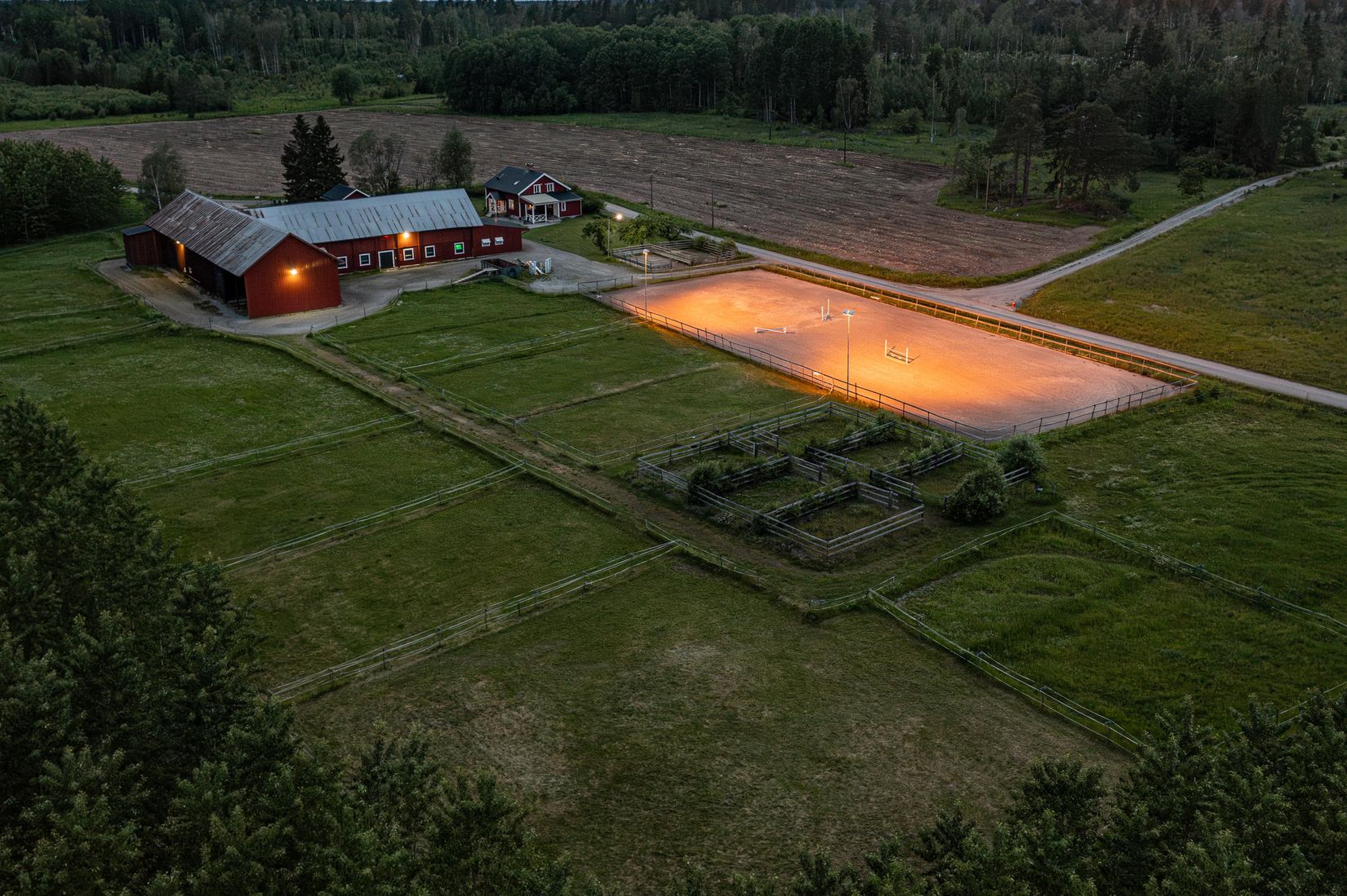 Villa, Nedersta 6, Västerås