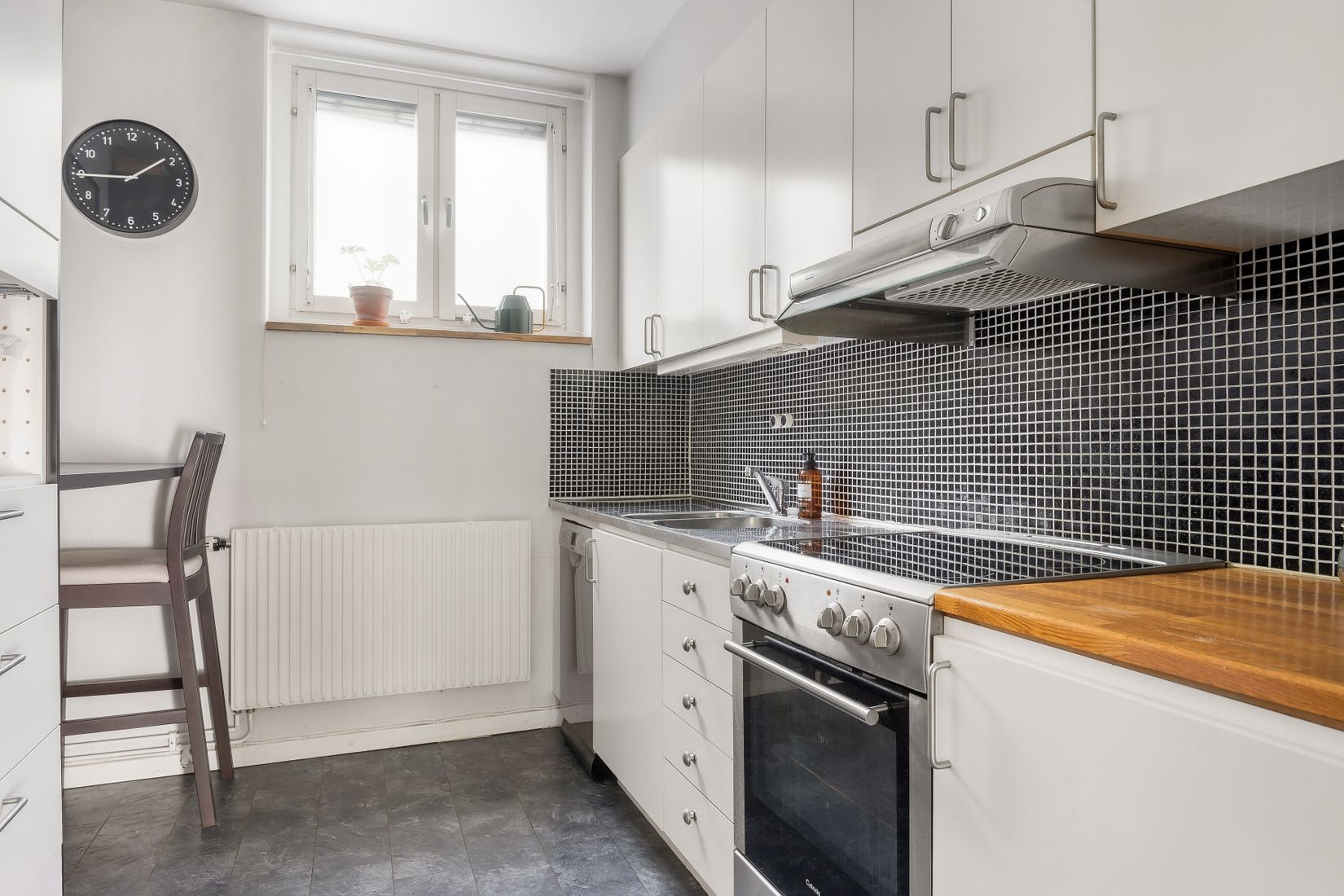 Bostadsrätt, Adolfsbergsvägen 14B, Mariehäll, Stockholm