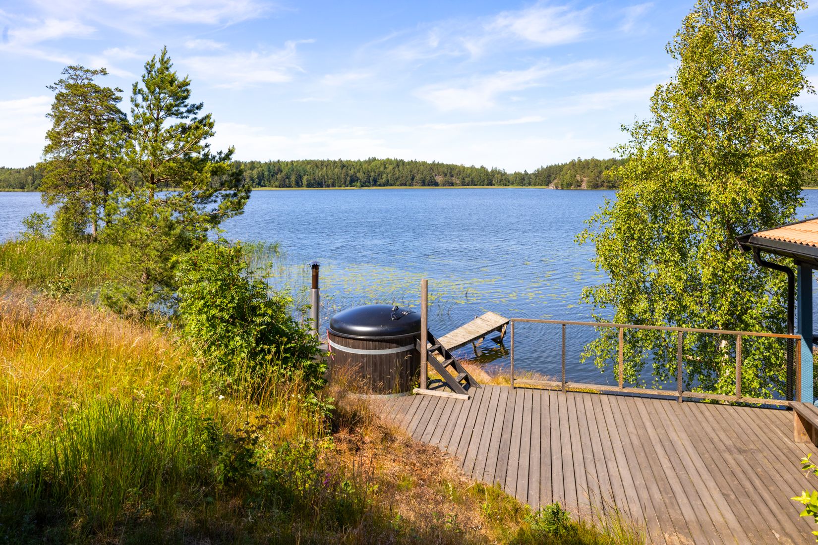 Villa, Lilla Skogssjön 9, Botkyrka