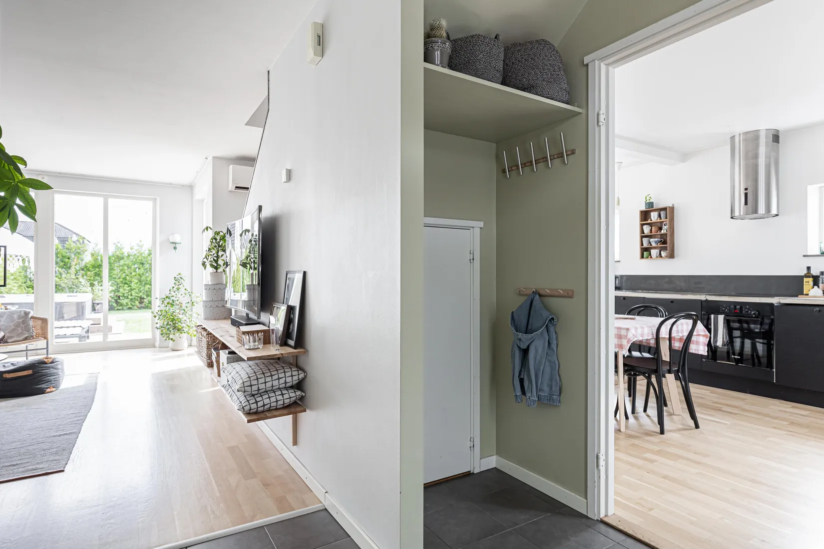 Radhus, Mätvägen 14, Skälby, Västerås
