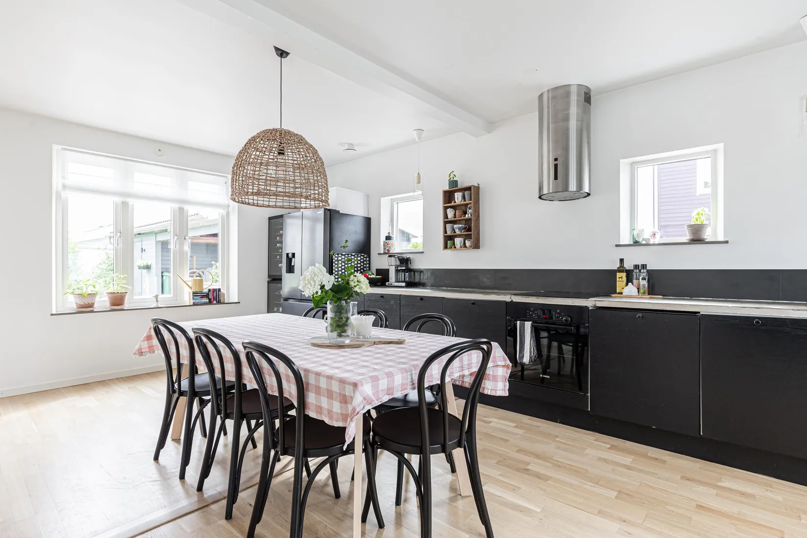 Radhus, Mätvägen 14, Skälby, Västerås