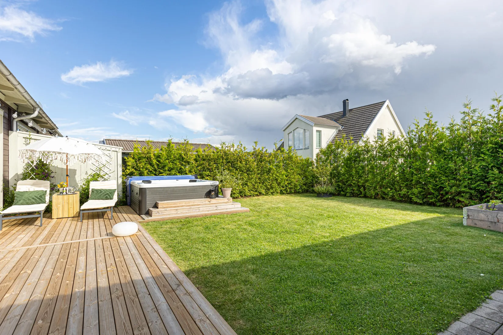 Radhus, Mätvägen 14, Skälby, Västerås