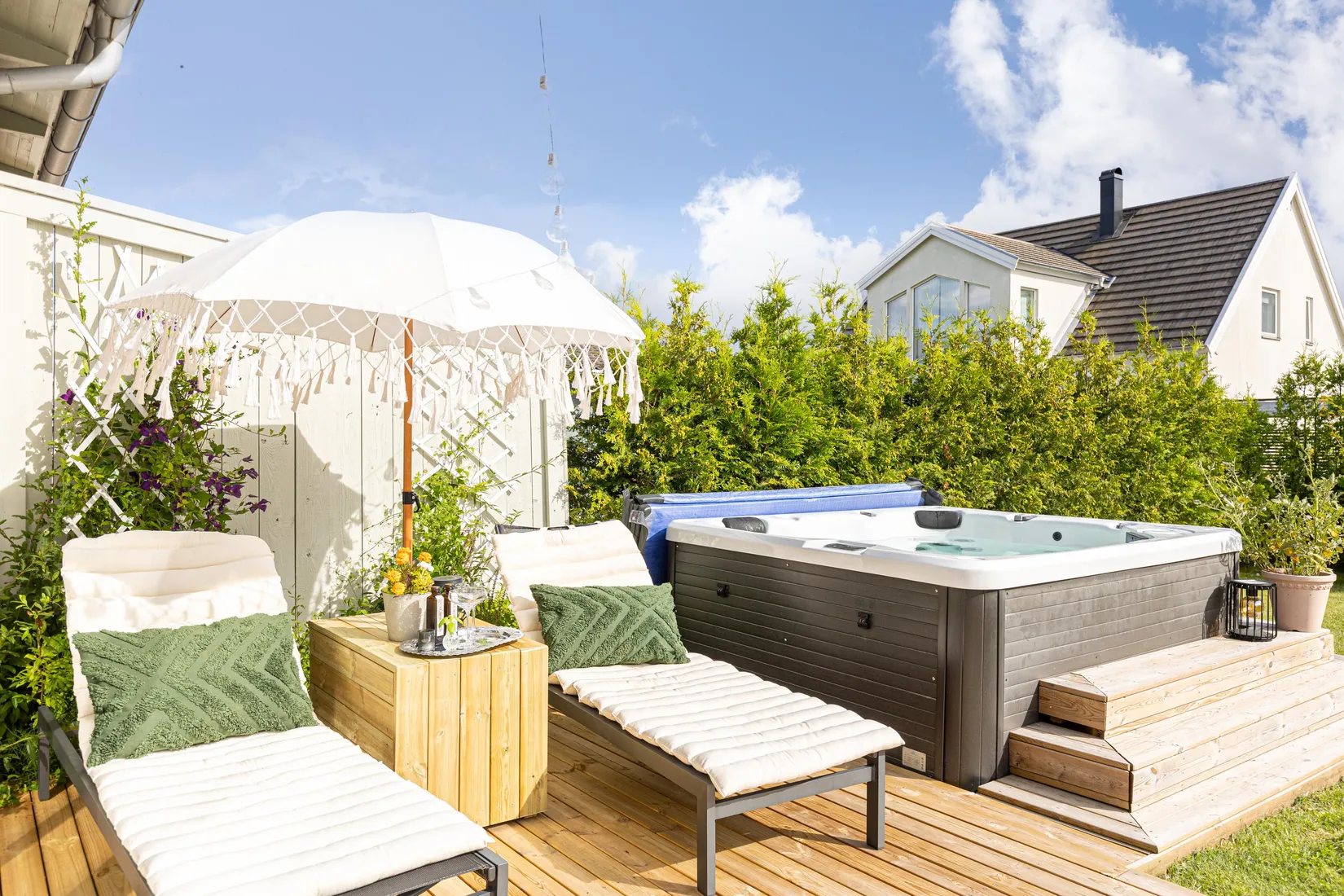 Radhus, Mätvägen 14, Skälby, Västerås