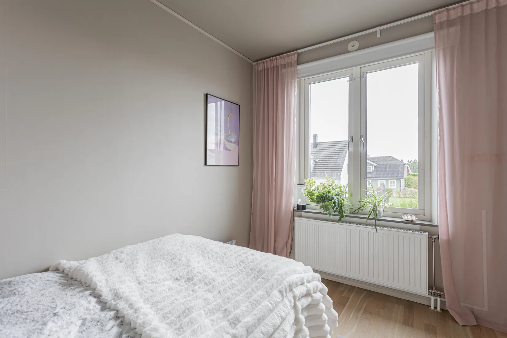 Radhus, Mätvägen 14, Skälby, Västerås