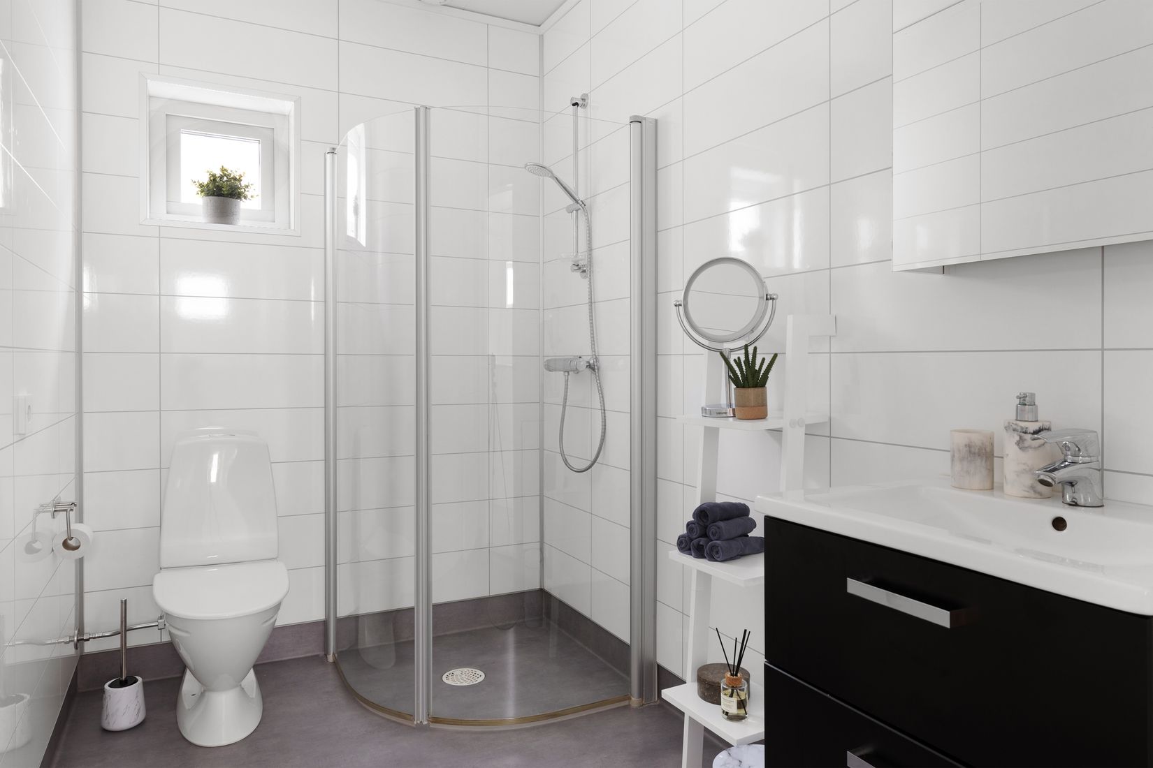 Bostadsrätt, Radhus, Syster Emmas väg 19, Brunnby Park, Upplands Väsby