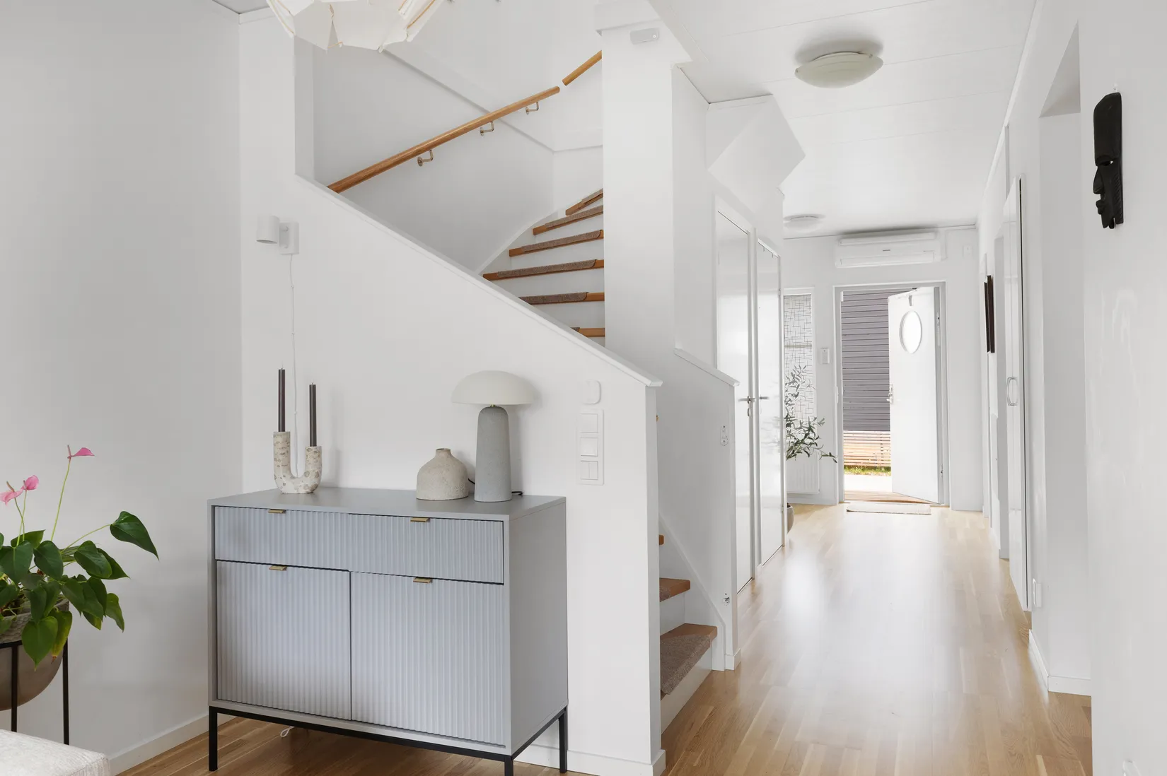 Bostadsrätt, Radhus, Syster Emmas väg 19, Brunnby Park, Upplands Väsby