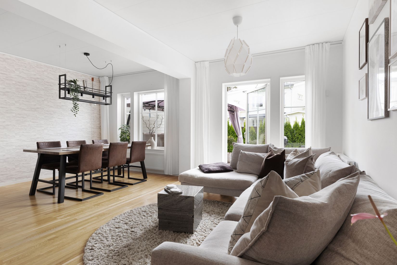 Bostadsrätt, Radhus, Syster Emmas väg 19, Brunnby Park, Upplands Väsby