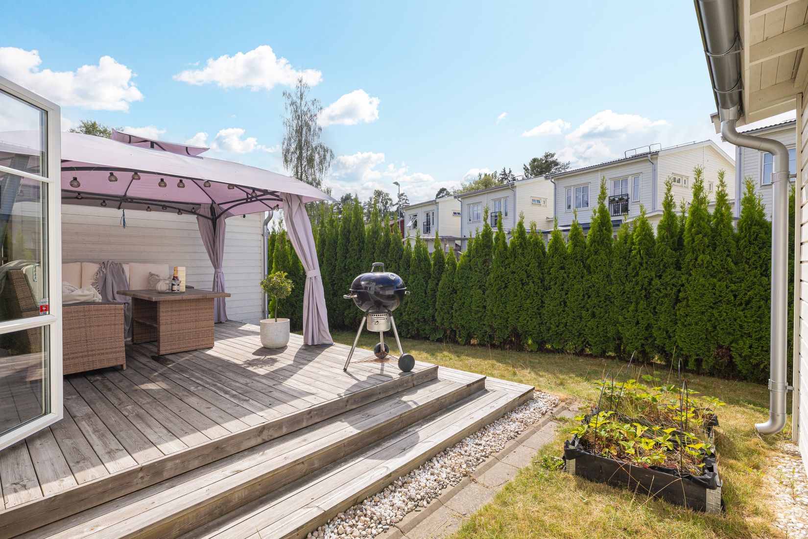 Bostadsrätt, Radhus, Syster Emmas väg 19, Brunnby Park, Upplands Väsby