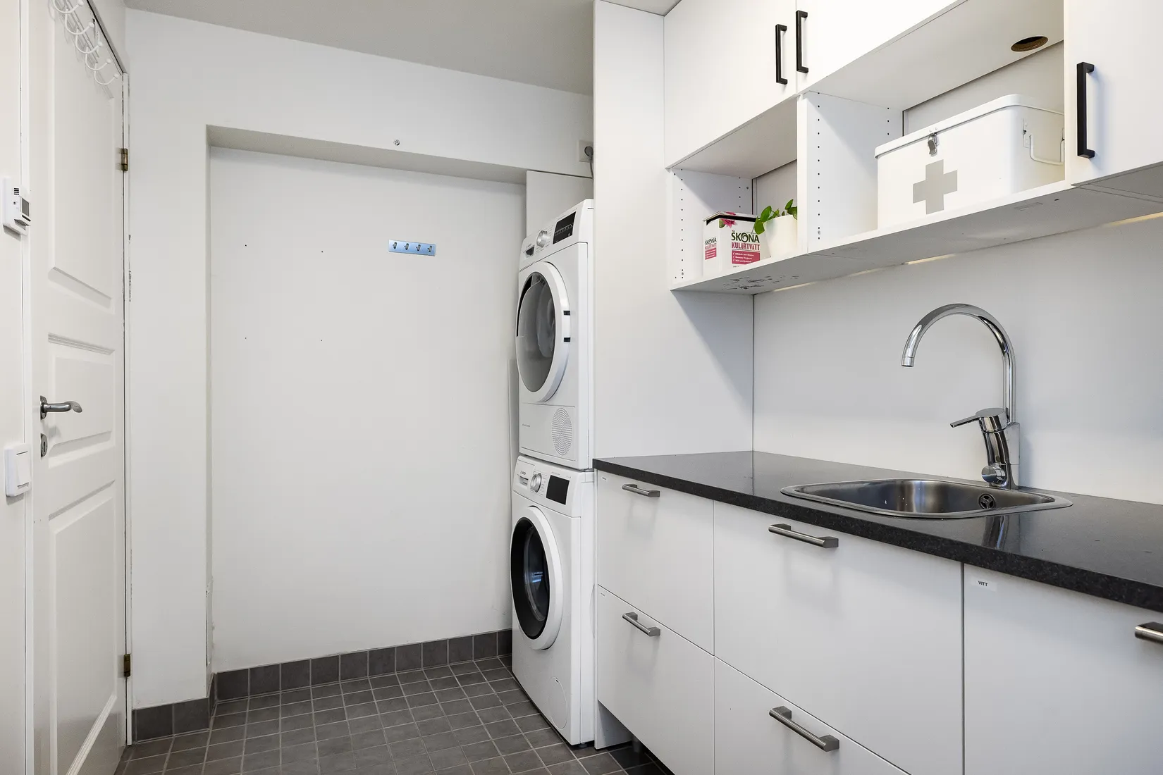 Villa, Radhus, Lundbackavägen 11, Hovsta, Örebro