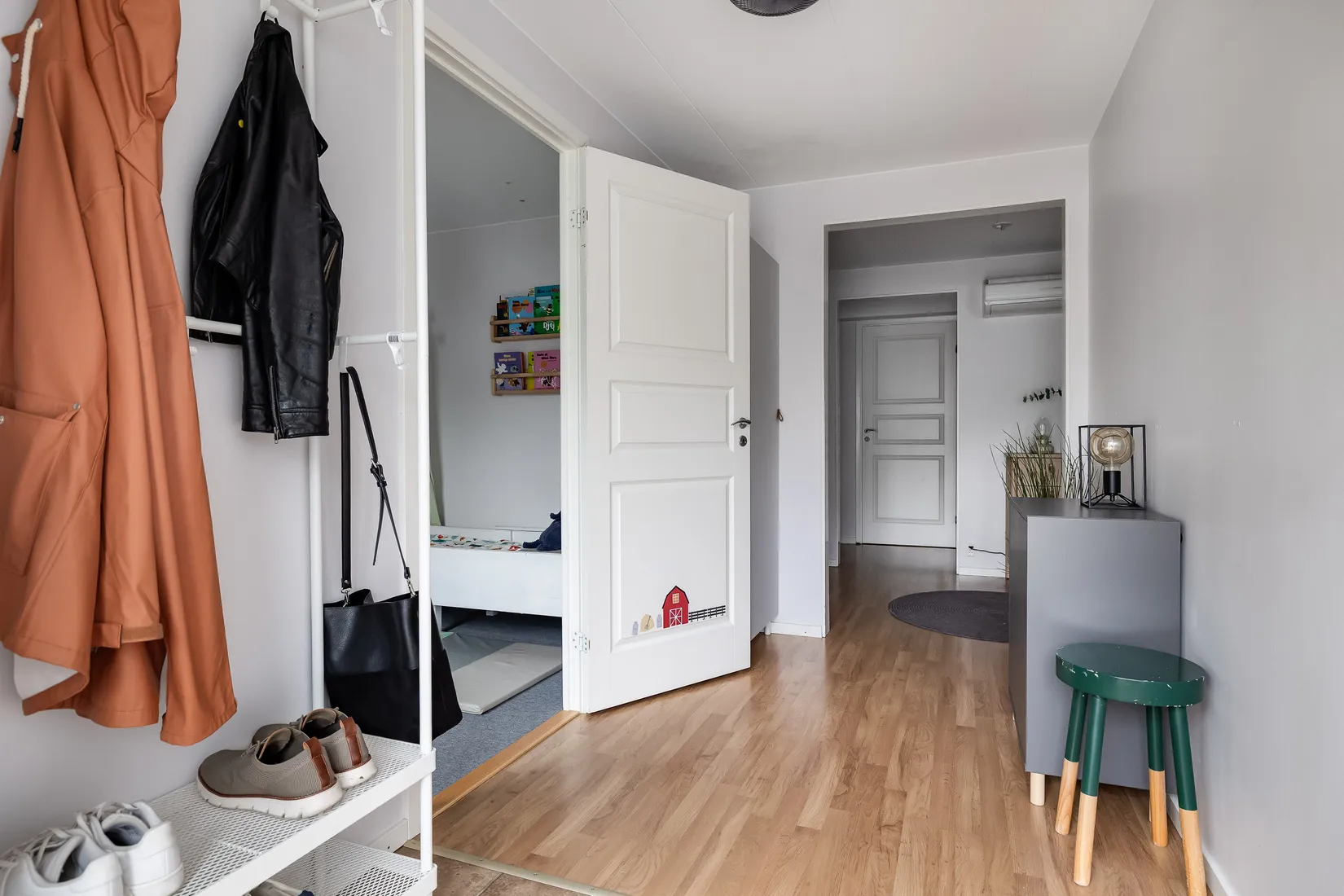 Villa, Radhus, Lundbackavägen 11, Hovsta, Örebro