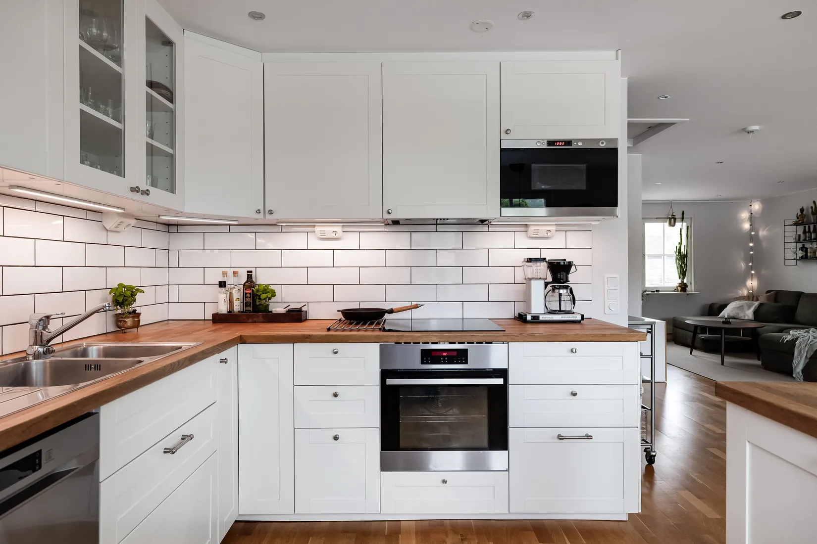 Villa, Radhus, Lundbackavägen 11, Hovsta, Örebro