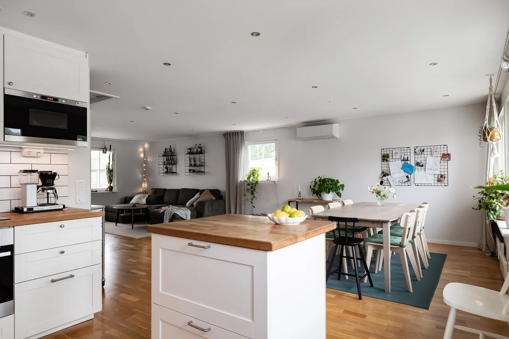 Villa, Radhus, Lundbackavägen 11, Hovsta, Örebro