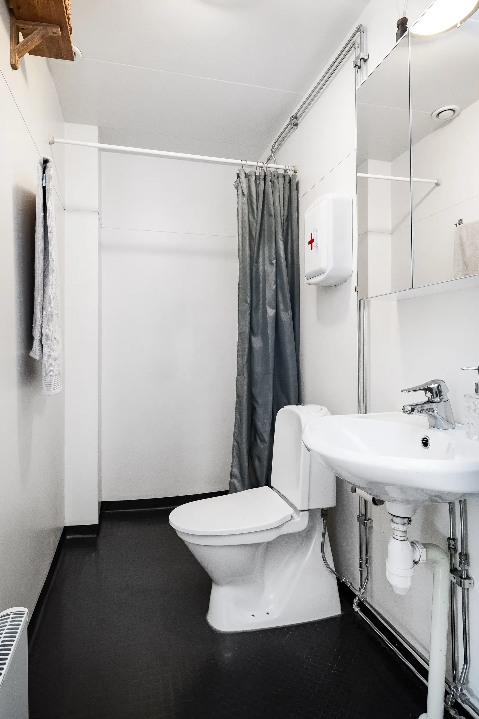 Villa, Radhus, Lundbackavägen 11, Hovsta, Örebro