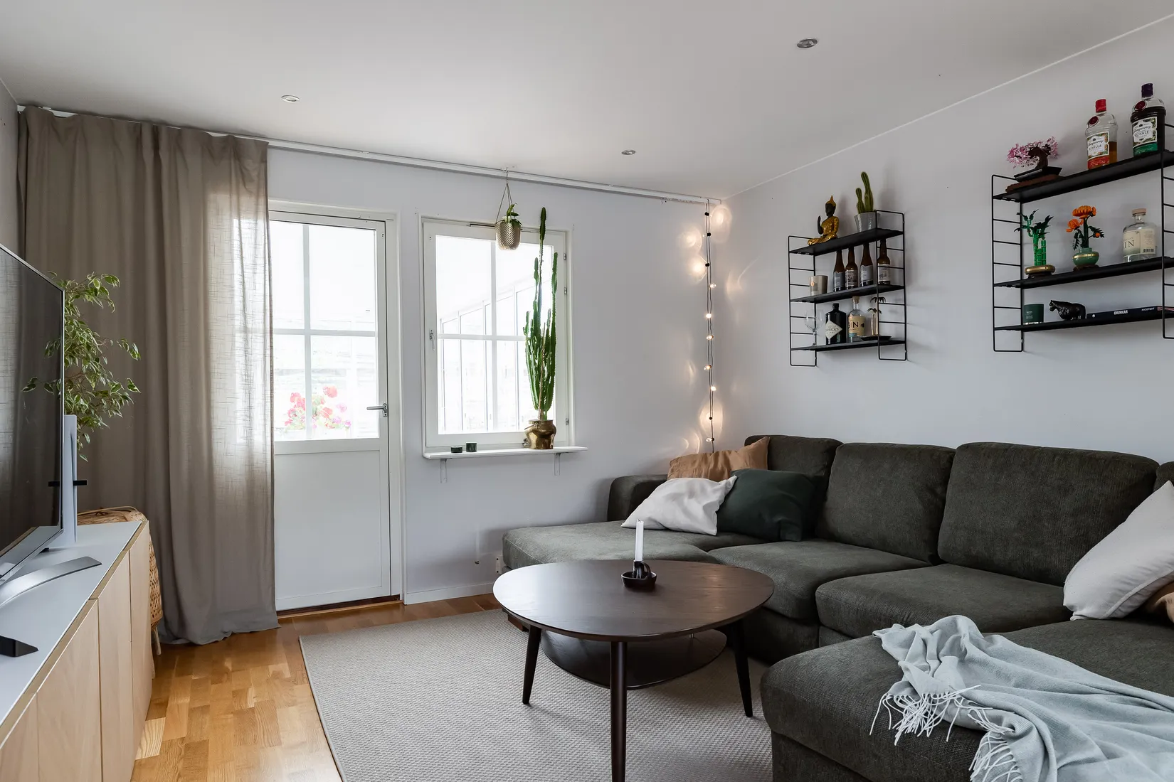 Villa, Radhus, Lundbackavägen 11, Hovsta, Örebro