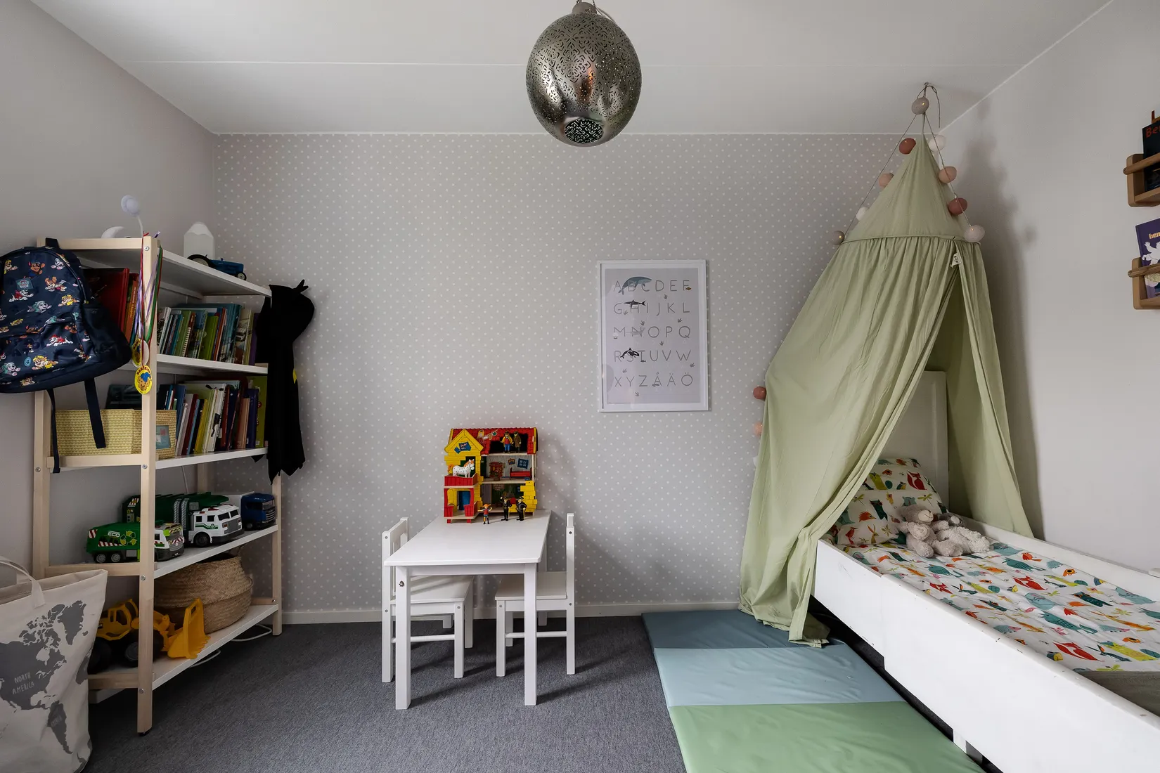 Villa, Radhus, Lundbackavägen 11, Hovsta, Örebro