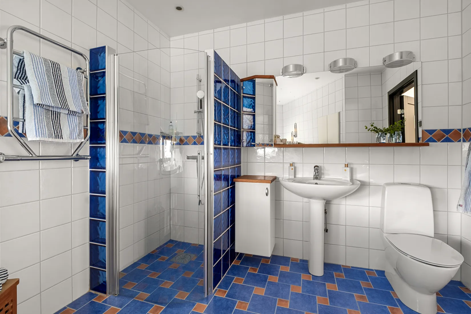 Villa, Poppelvägen 51, Fornudden-Persudde, Tyresö