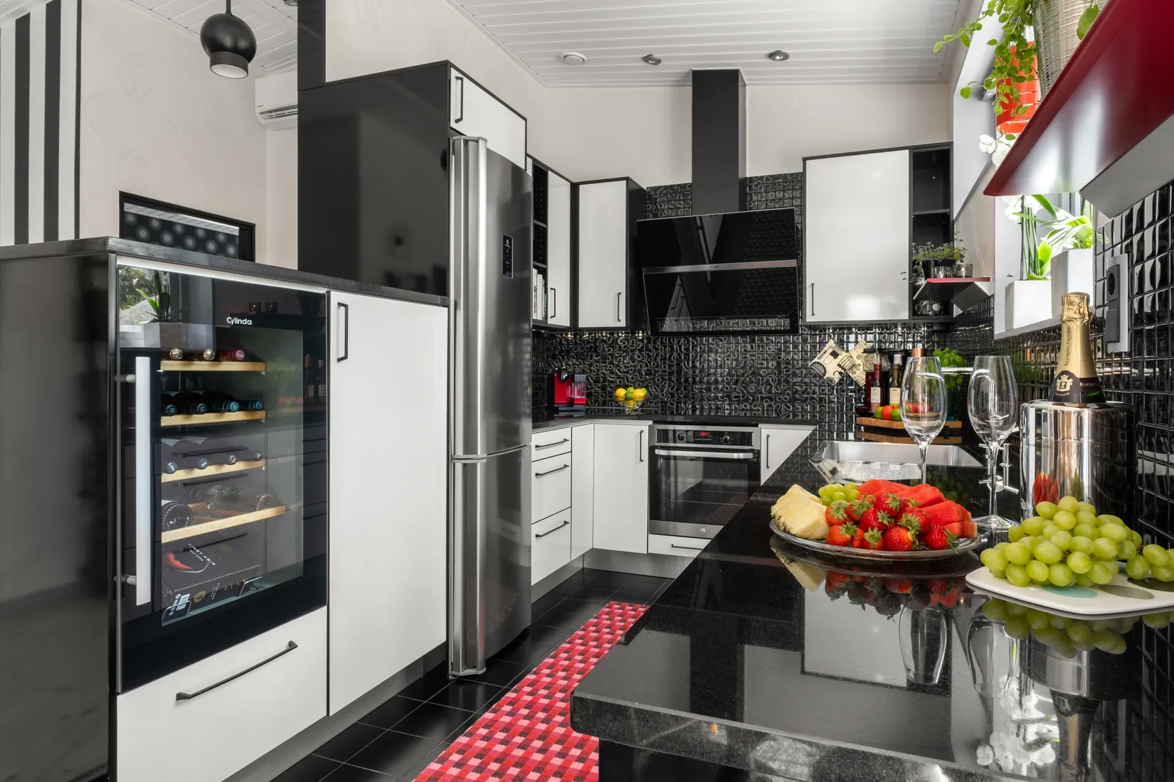 Villa, Poppelvägen 51, Fornudden-Persudde, Tyresö