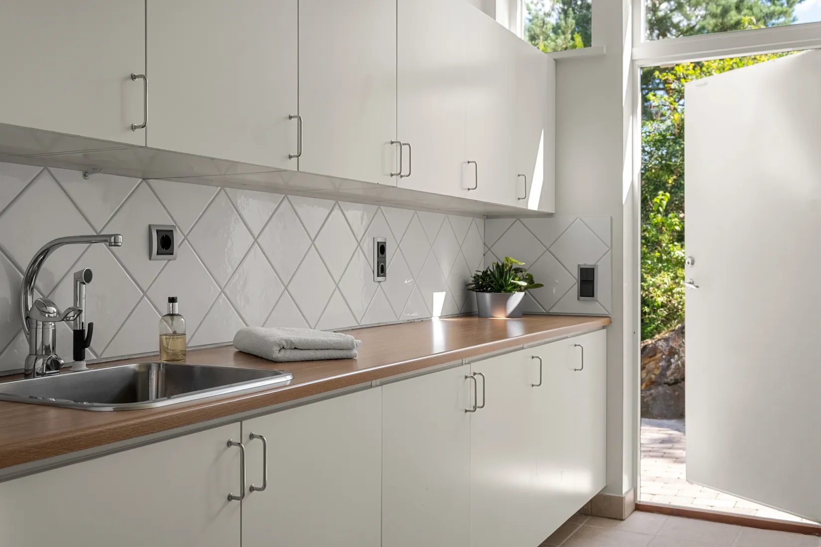 Villa, Poppelvägen 51, Fornudden-Persudde, Tyresö