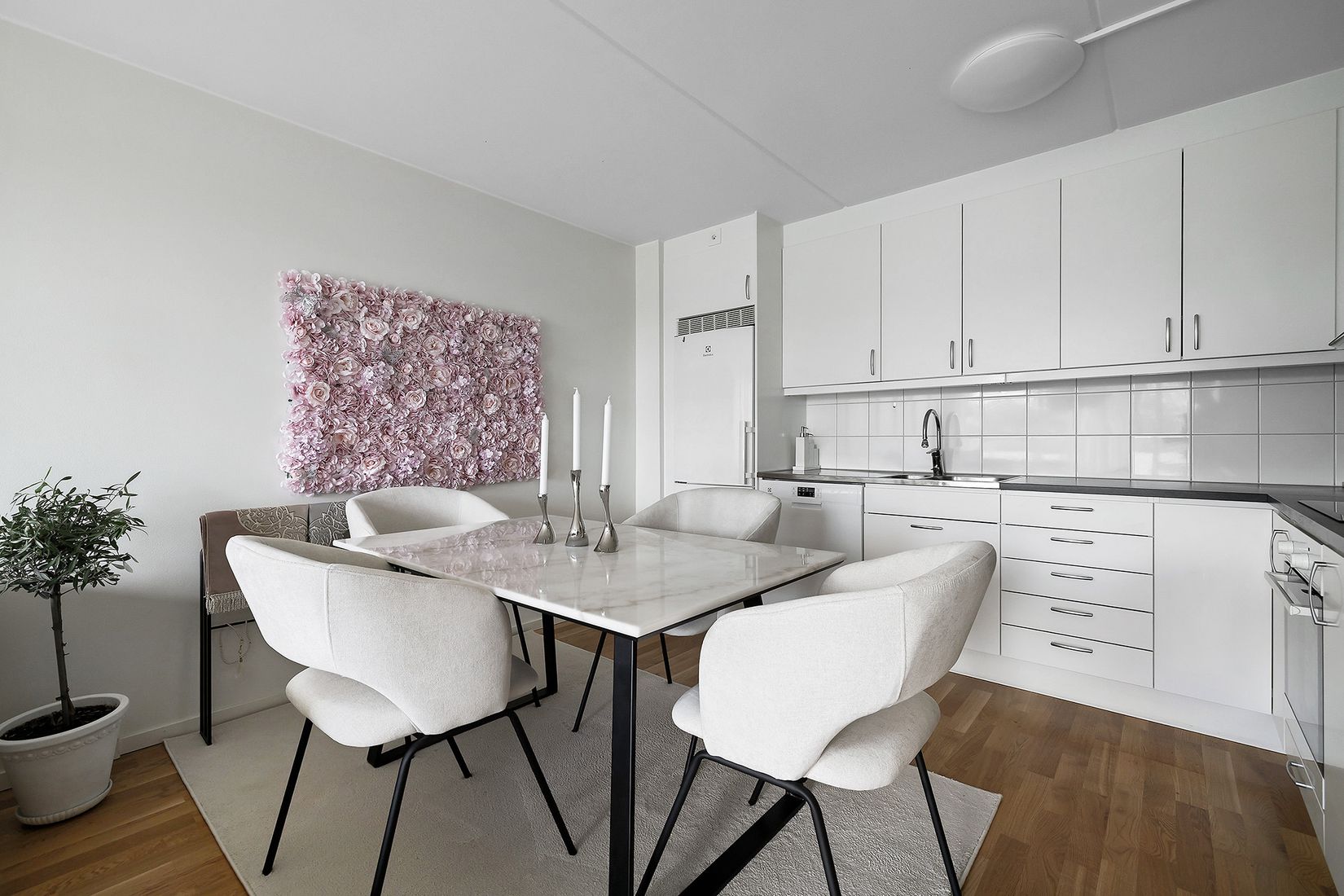 Bostadsrätt, Växthusvägen 11, Bro, Upplands-Bro