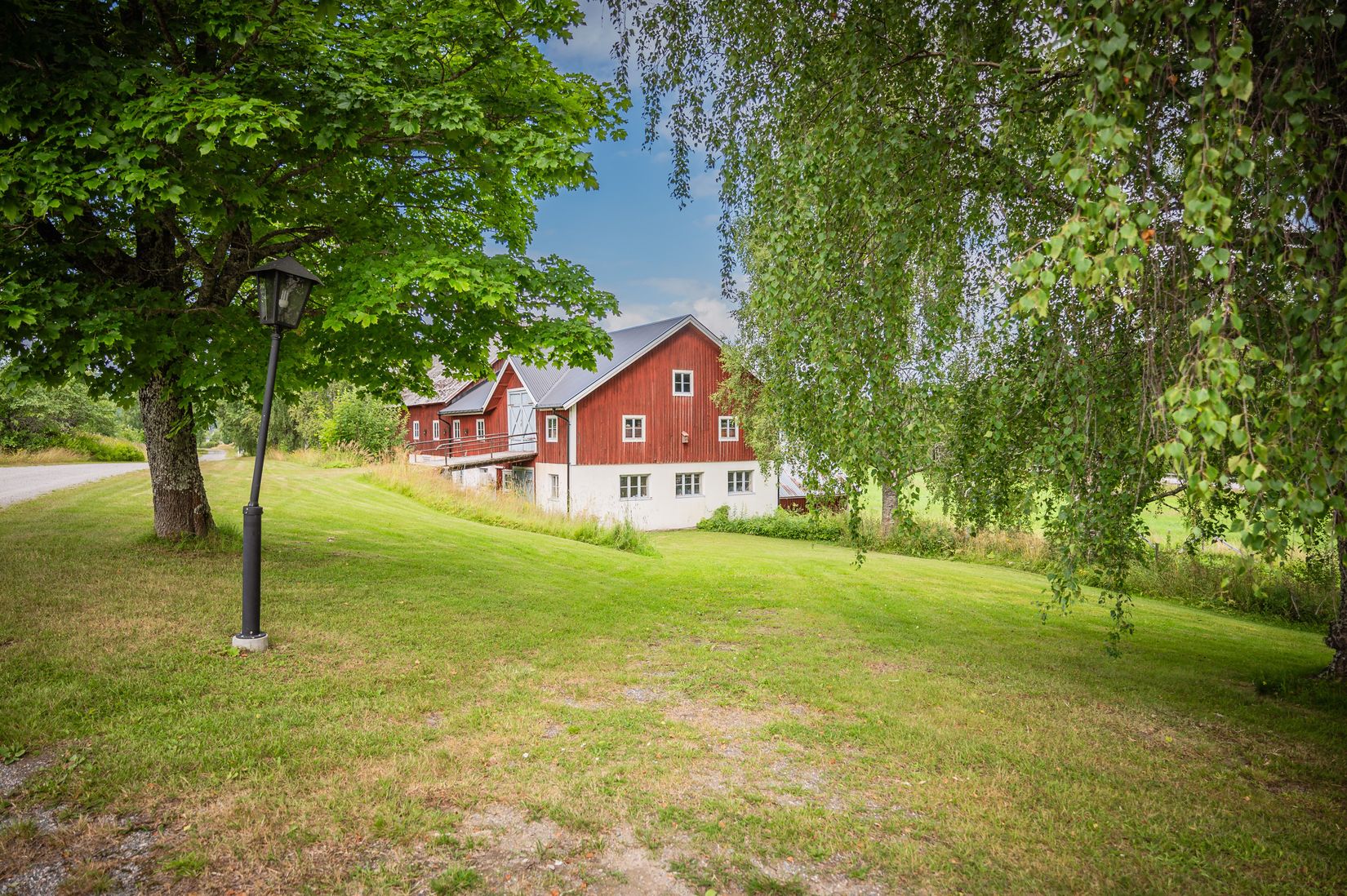 Gård/Skog, Rosenborgsvägen 32, Bjästa, Örnsköldsvik