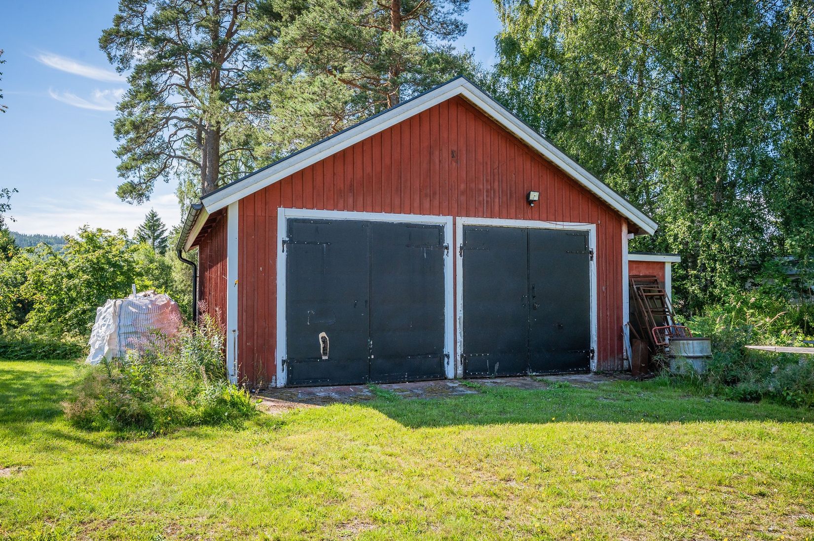 Gård/Skog, Rosenborgsvägen 32, Bjästa, Örnsköldsvik