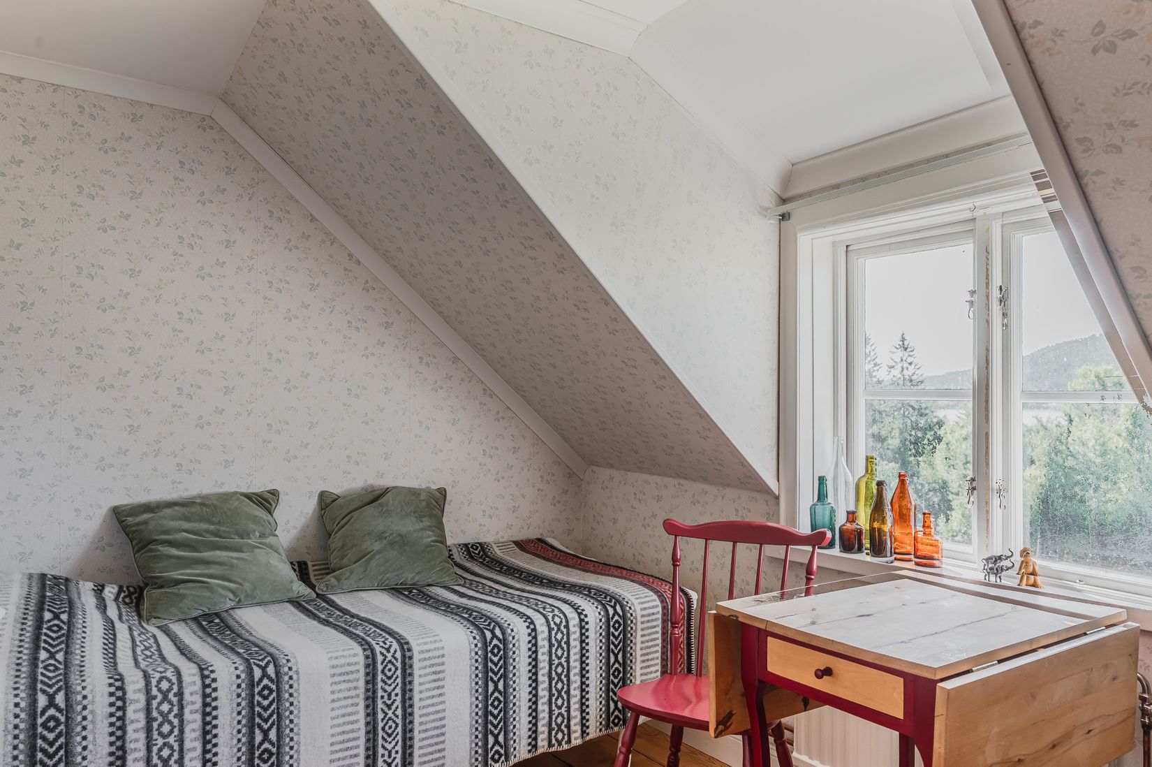 Gård/Skog, Rosenborgsvägen 32, Bjästa, Örnsköldsvik