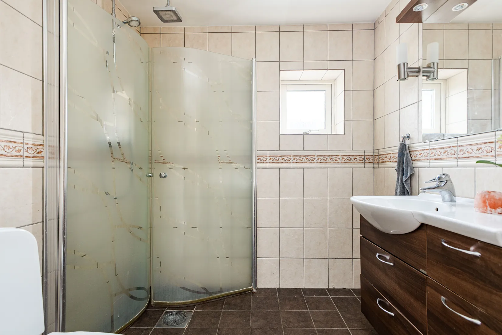 Villa, Prästvägen 19, Enköping