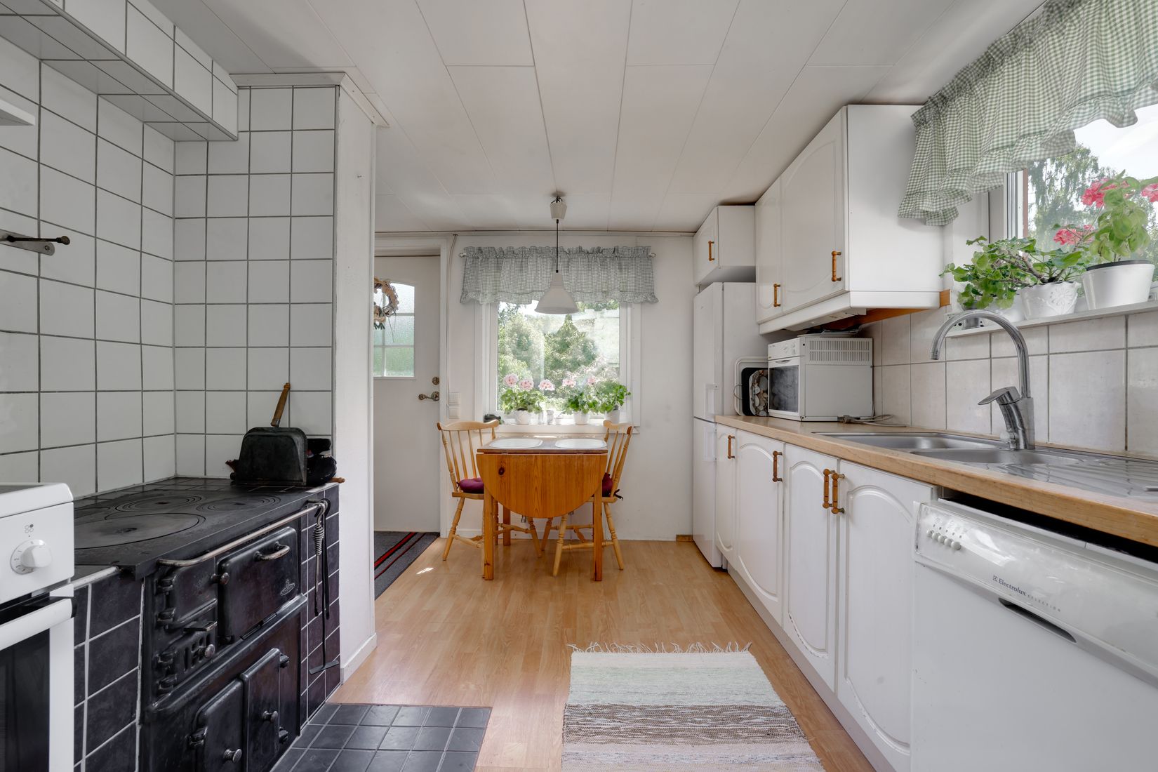 Villa, Dimbo 563, Dimbobaden, Örebro