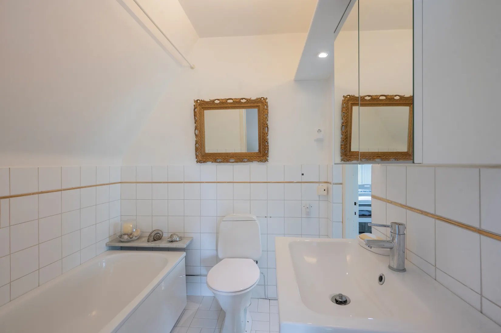 Villa, Staffansvägen 1, Stuvsta, Huddinge