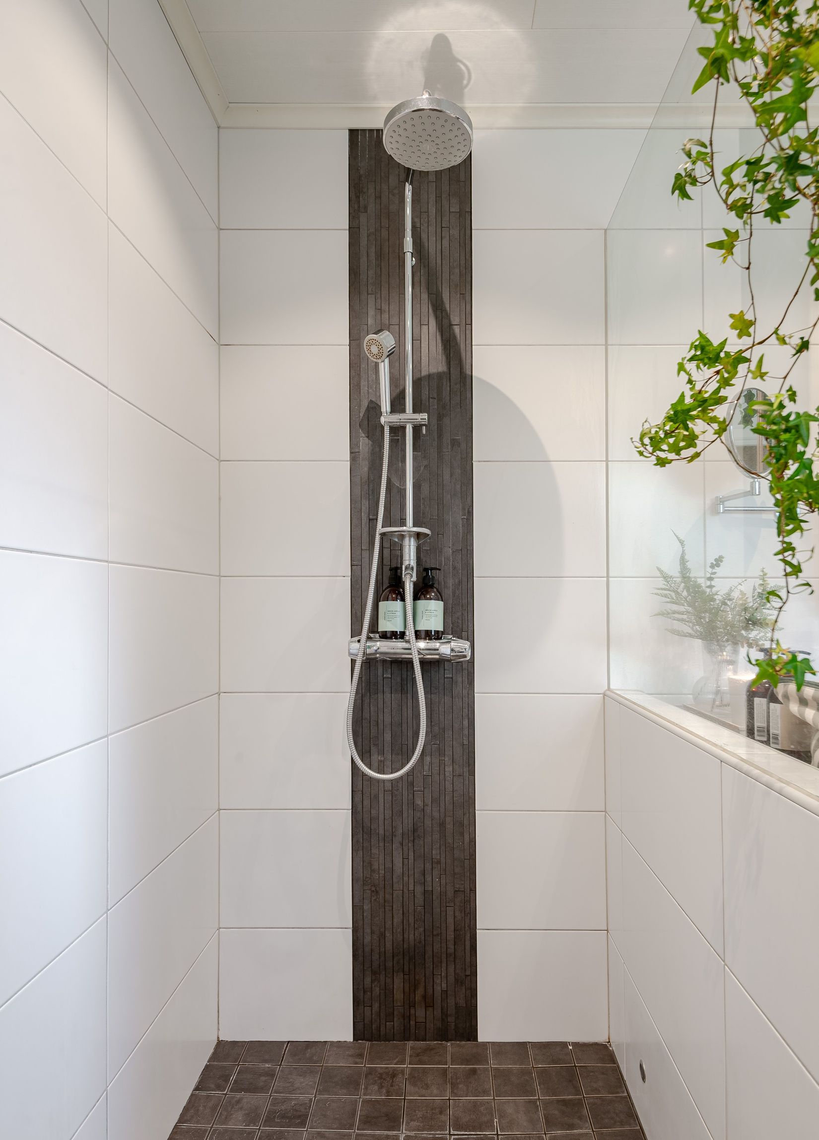 Villa, Nävgatan 9, Hagalund, Borlänge