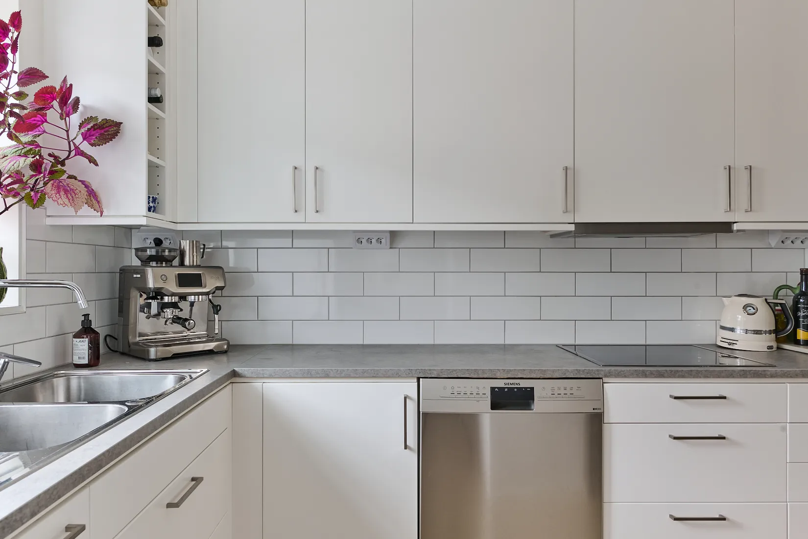 Bostadsrätt, Radhus, Blåhallonvägen 26B, Tosterön, Strängnäs