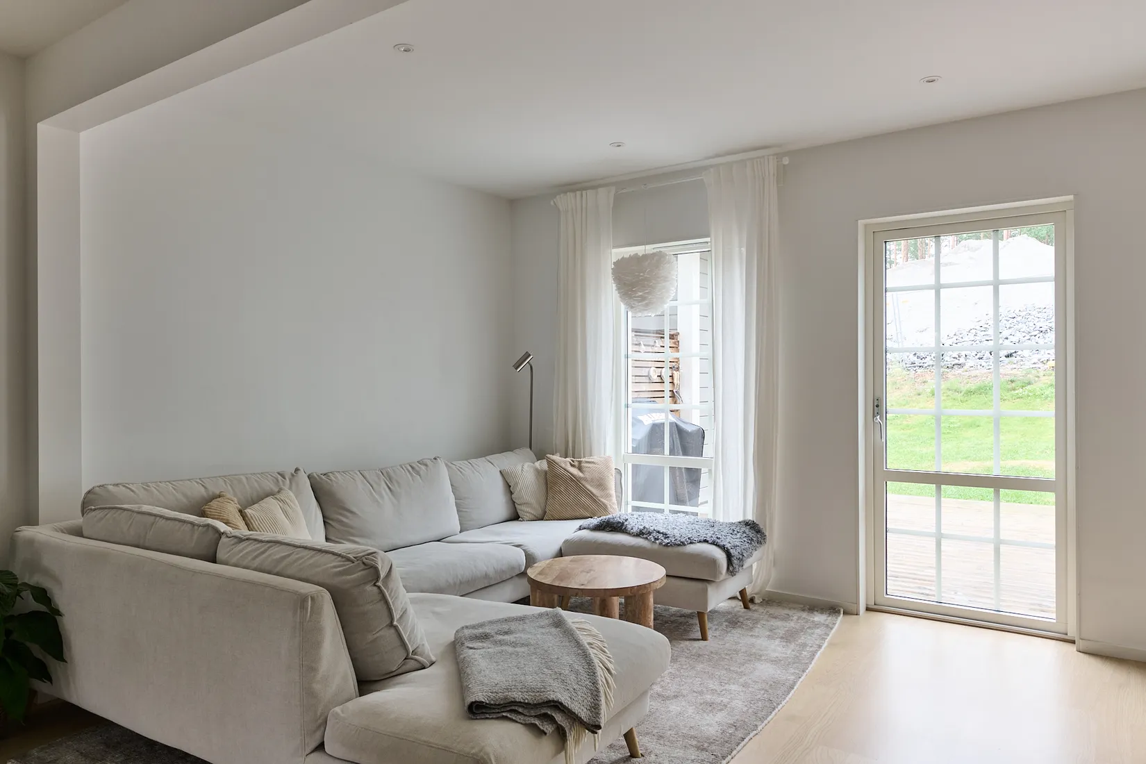 Bostadsrätt, Radhus, Blåhallonvägen 26B, Tosterön, Strängnäs