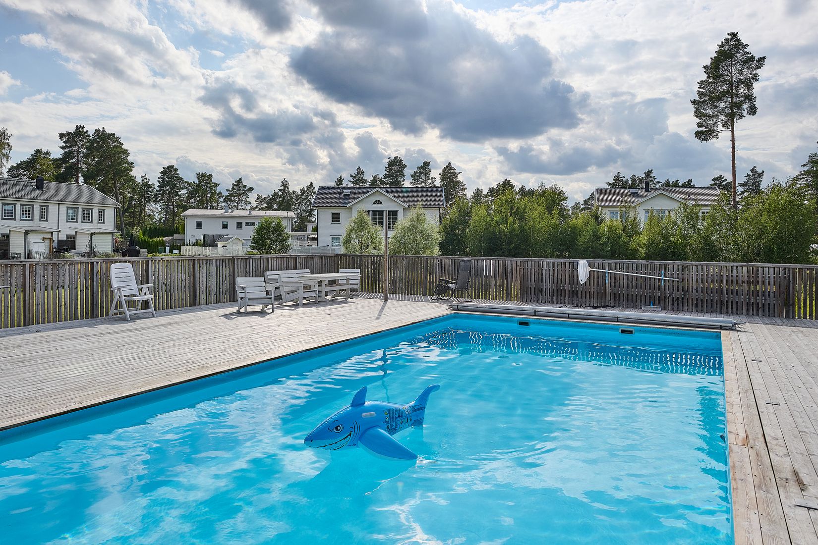 Bostadsrätt, Radhus, Blåhallonvägen 26B, Tosterön, Strängnäs