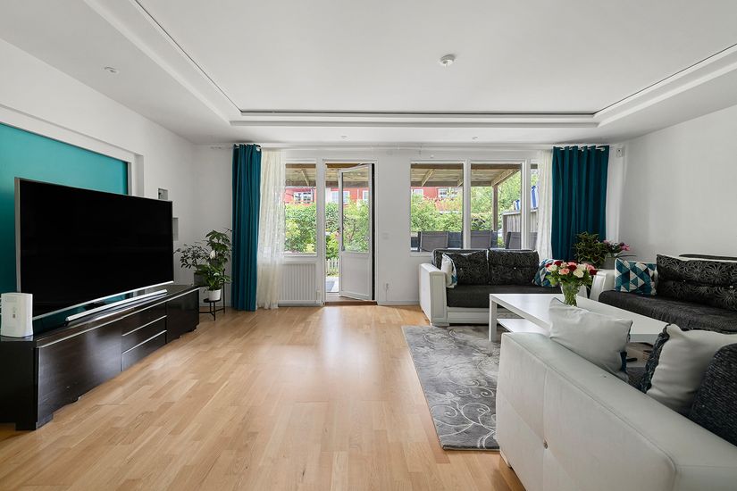 Radhus, Orionvägen 49, Skälby, Järfälla