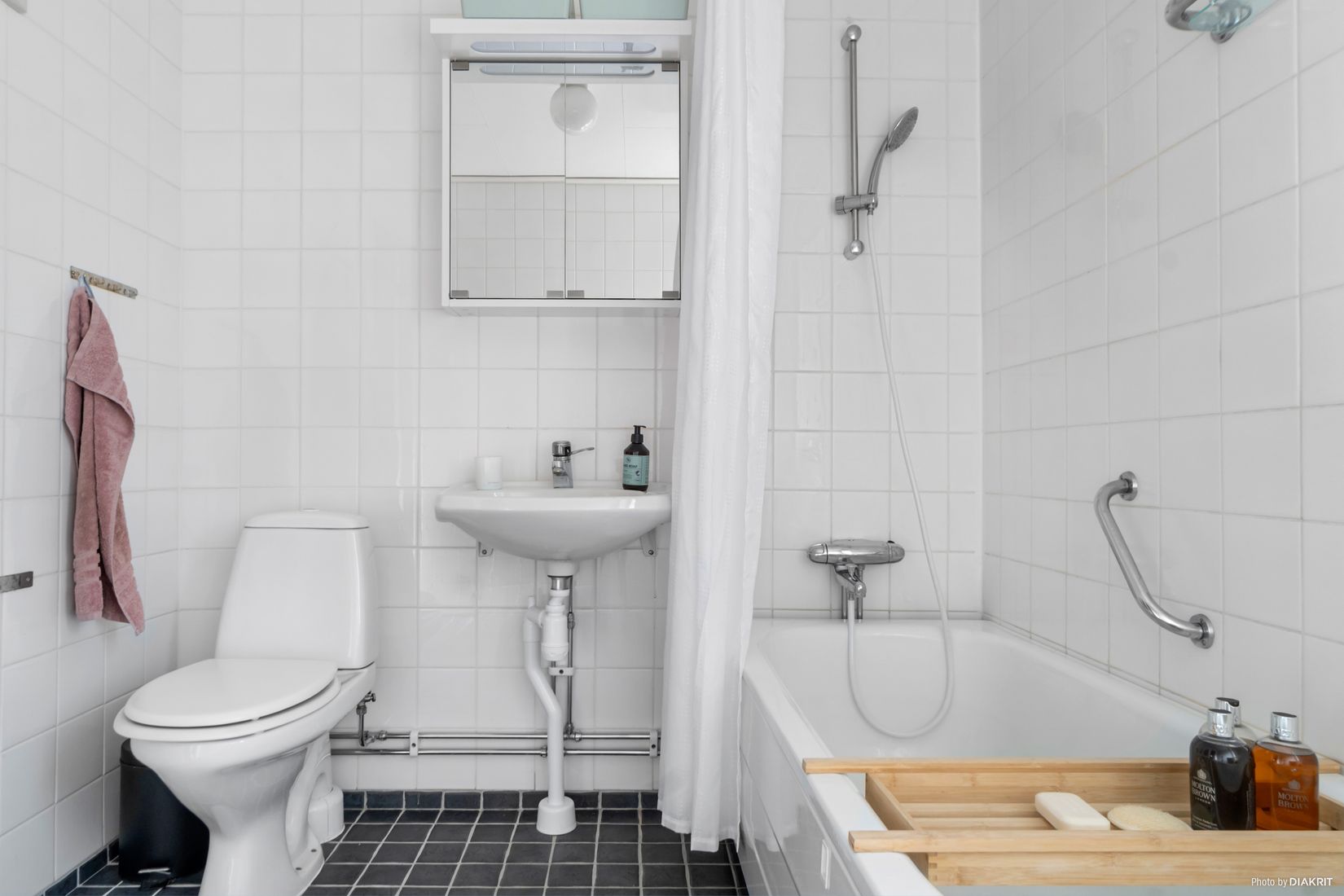 Villa, Radhus, Entitevägen 18, Gustavsberg Ösbydalen, Värmdö