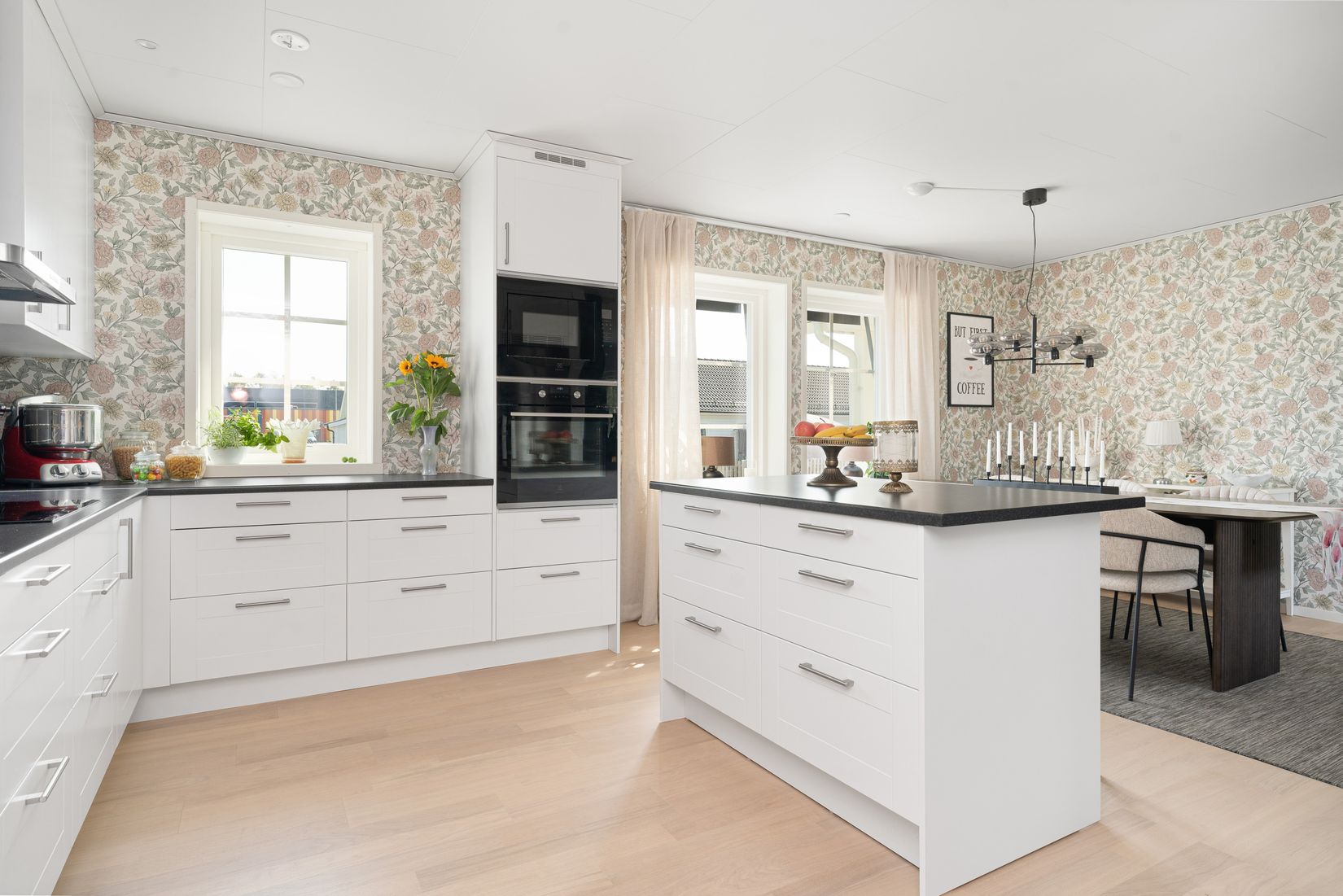 Villa, Slåttervägen 5, Karlberg, Karlskoga