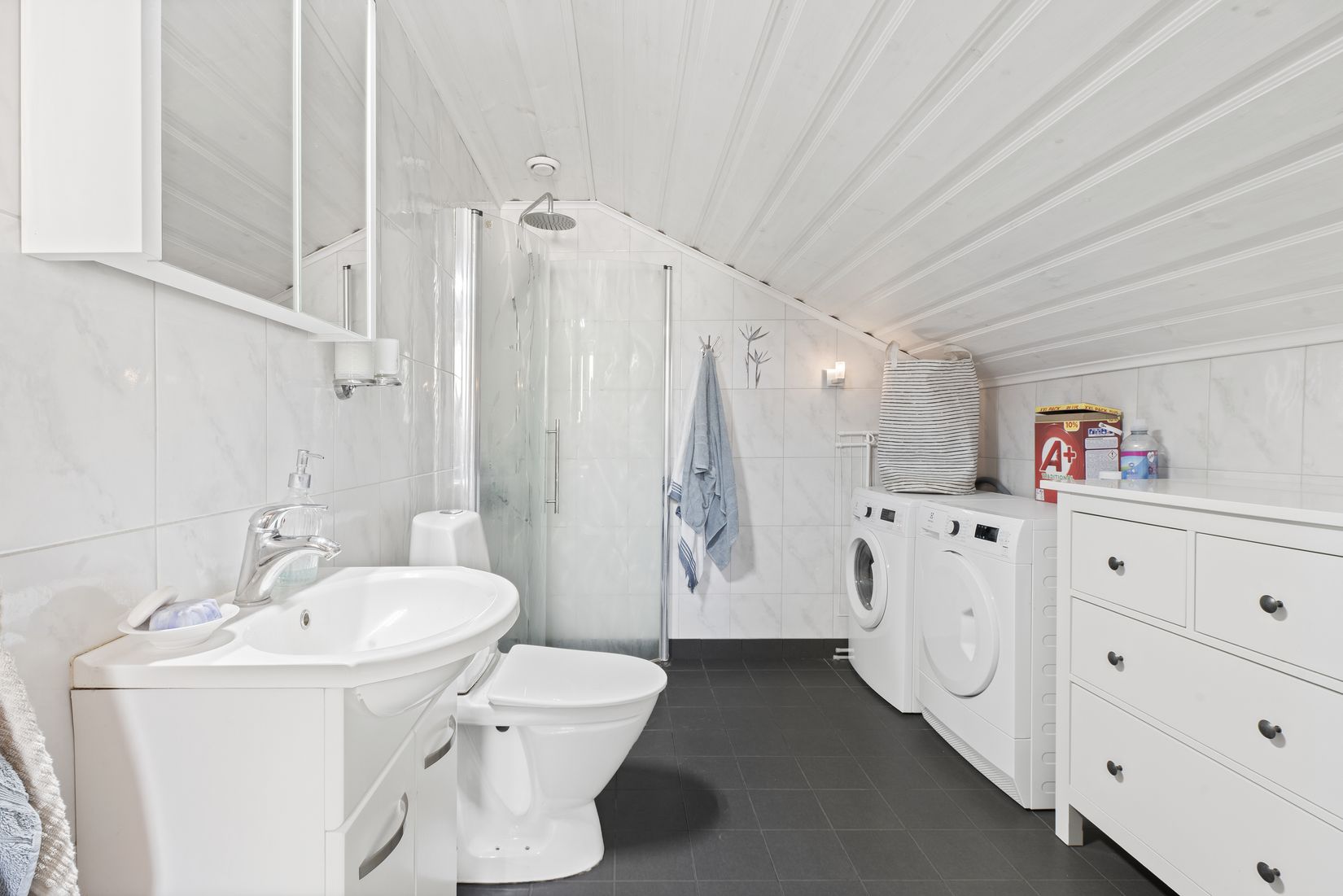 Villa, Funbo Sommarro 140, Funbo, Uppsala