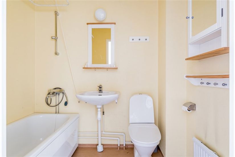 Villa, Radhus, Albert Engströms gata 70, Klockaretorpet, Norrköping